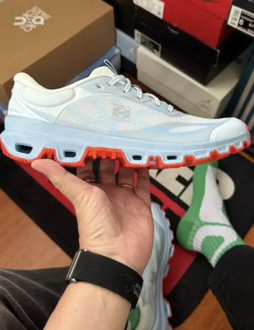 On Cloud Loewe X Venture 2 0 Running BLUE