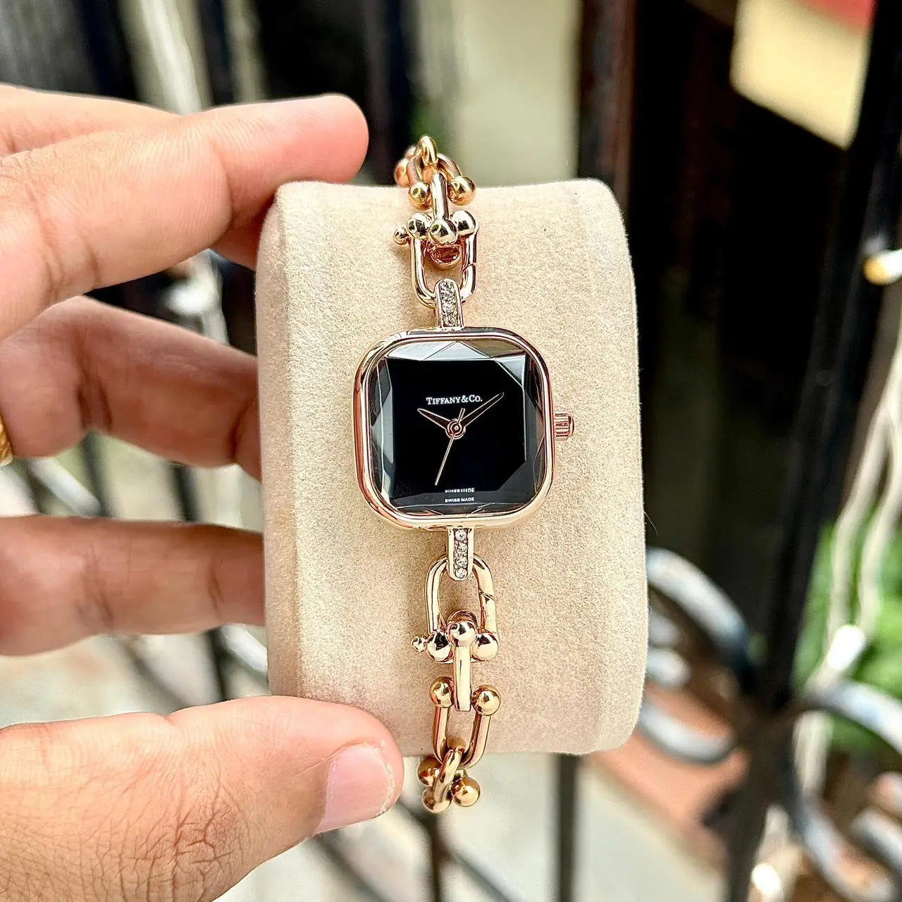 Tiffan_y & Co Gold Black