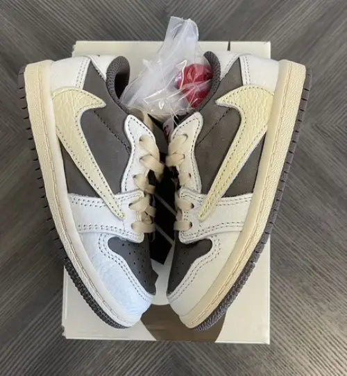 Nike Air Jordan Retro Low REVERSE MOCHA (Women s) WITH OG BOX (Semi UA)