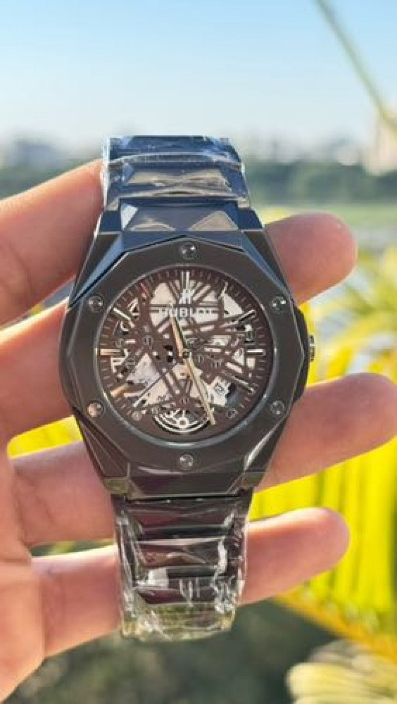 HUBLOT Tourbillon diamond cut chain