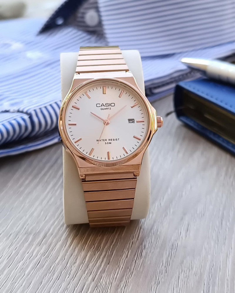 CASIO white dial Secondary image