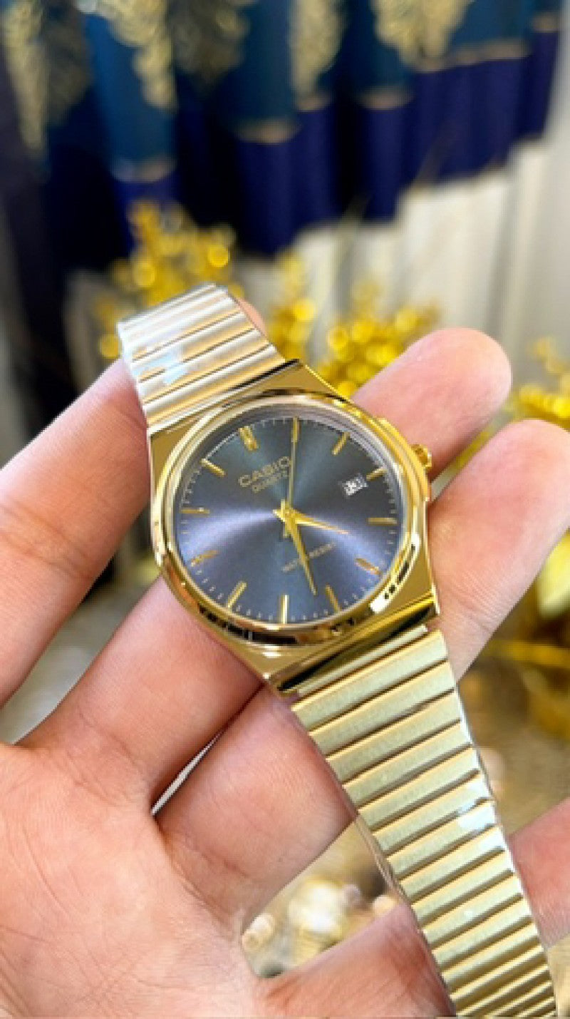 CASIO Gold/Blue dial