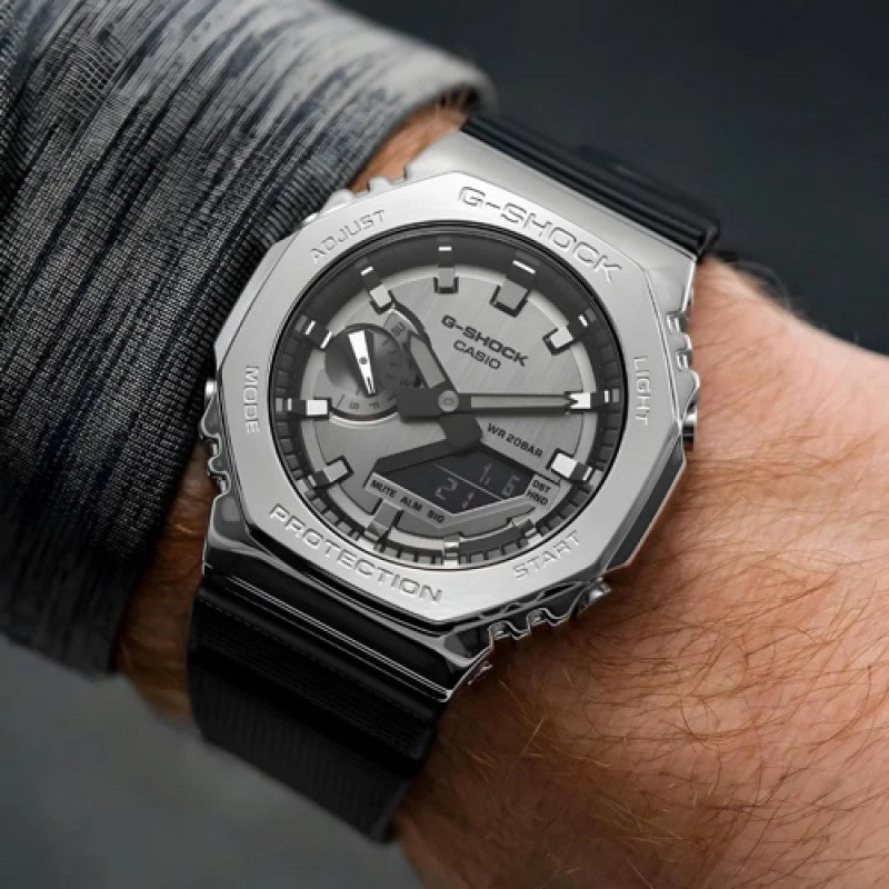 G shock GM 2100 metal