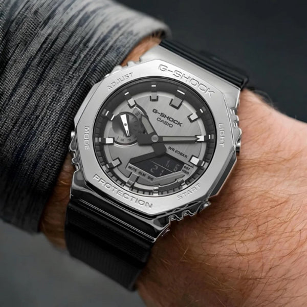 G shock GM 2100 metal