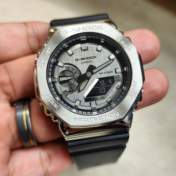 G shock GM 2100 metal