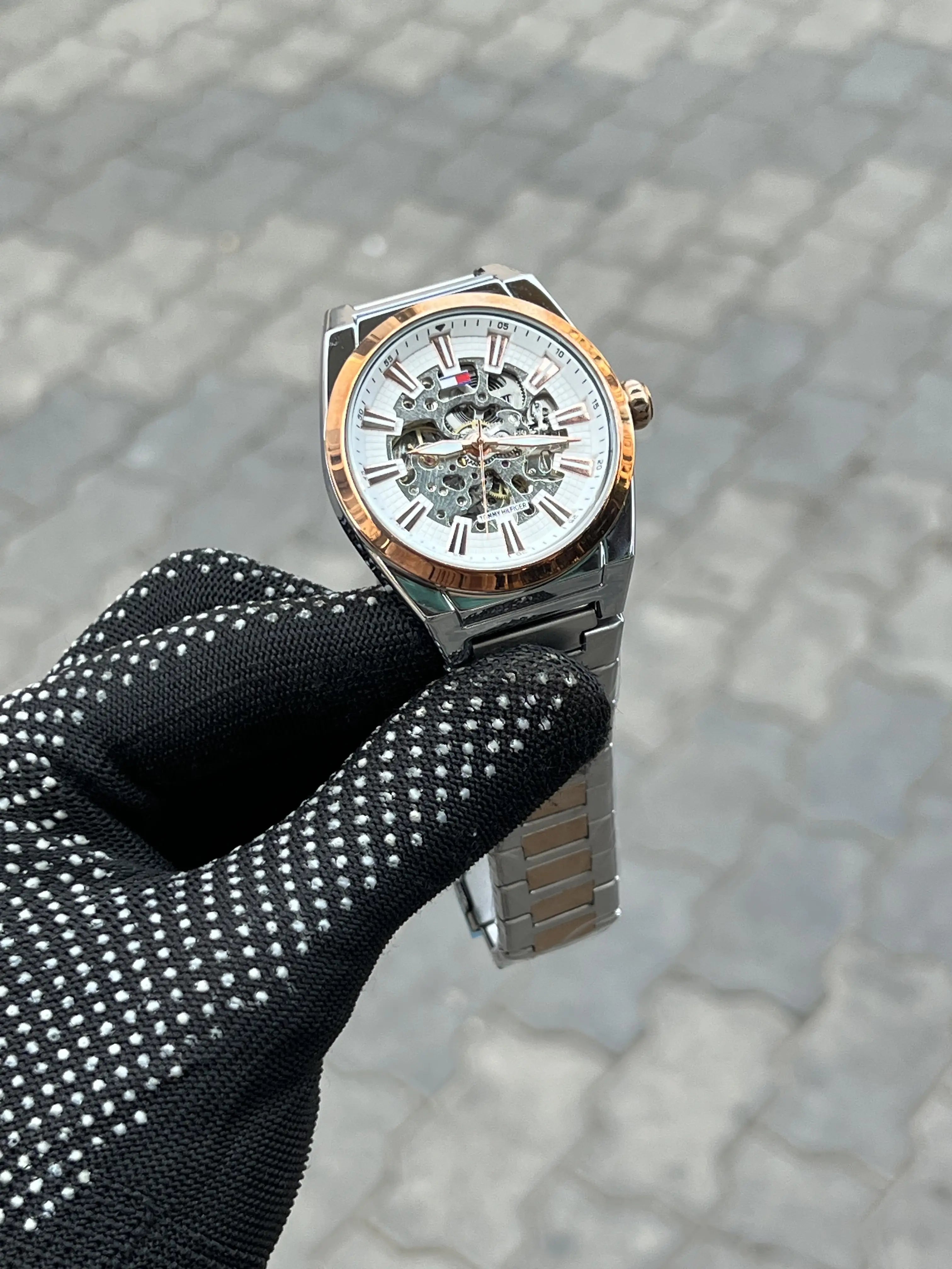 Tomm_y Hilfiger Automatic Two Tone White