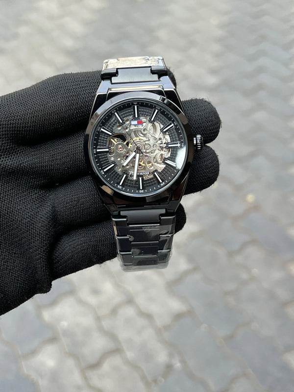 Tomm_y Hilfiger Automatic All Black