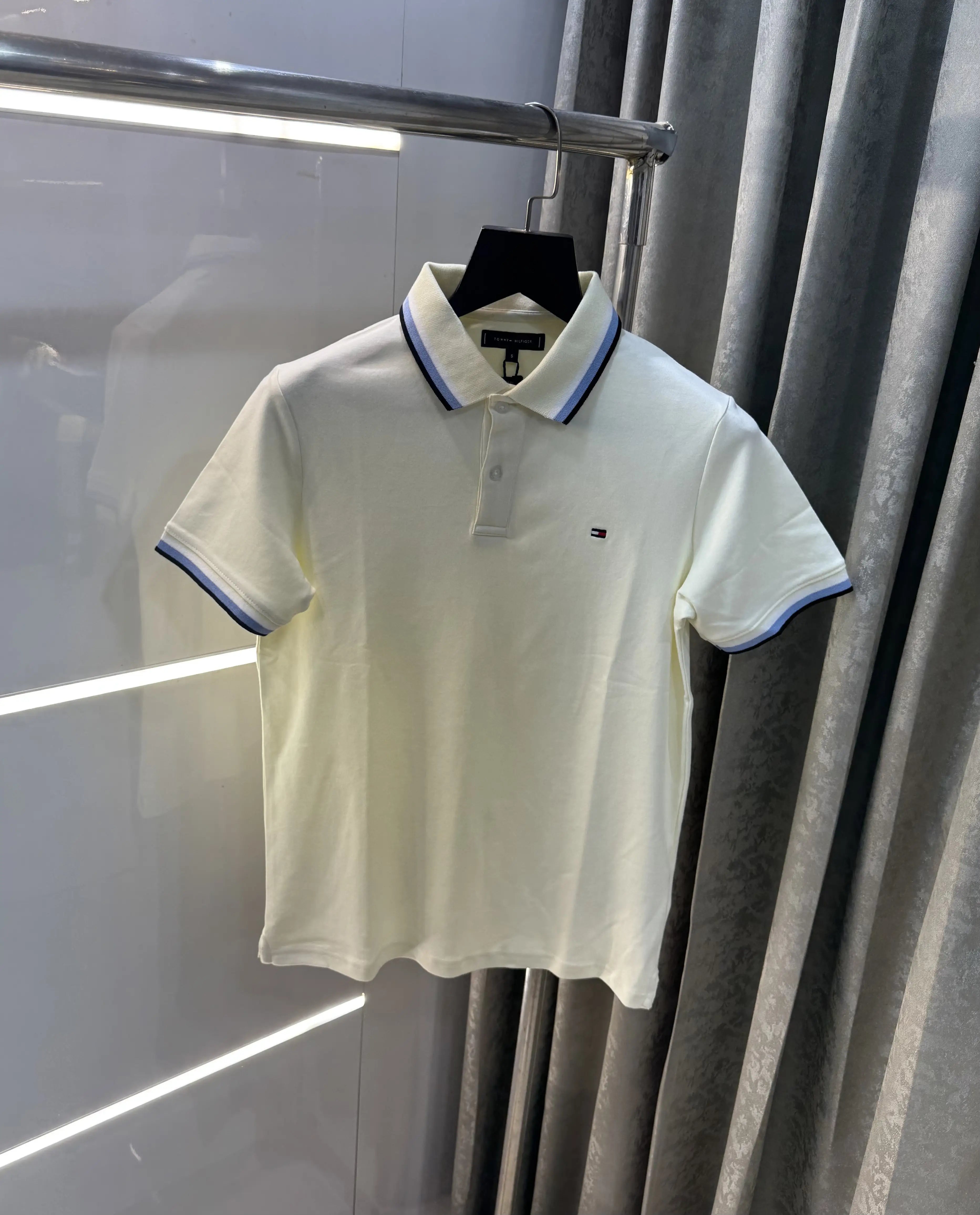 Tomm y Hilfiger Cream Logo Work Premium Polo T-Shirt