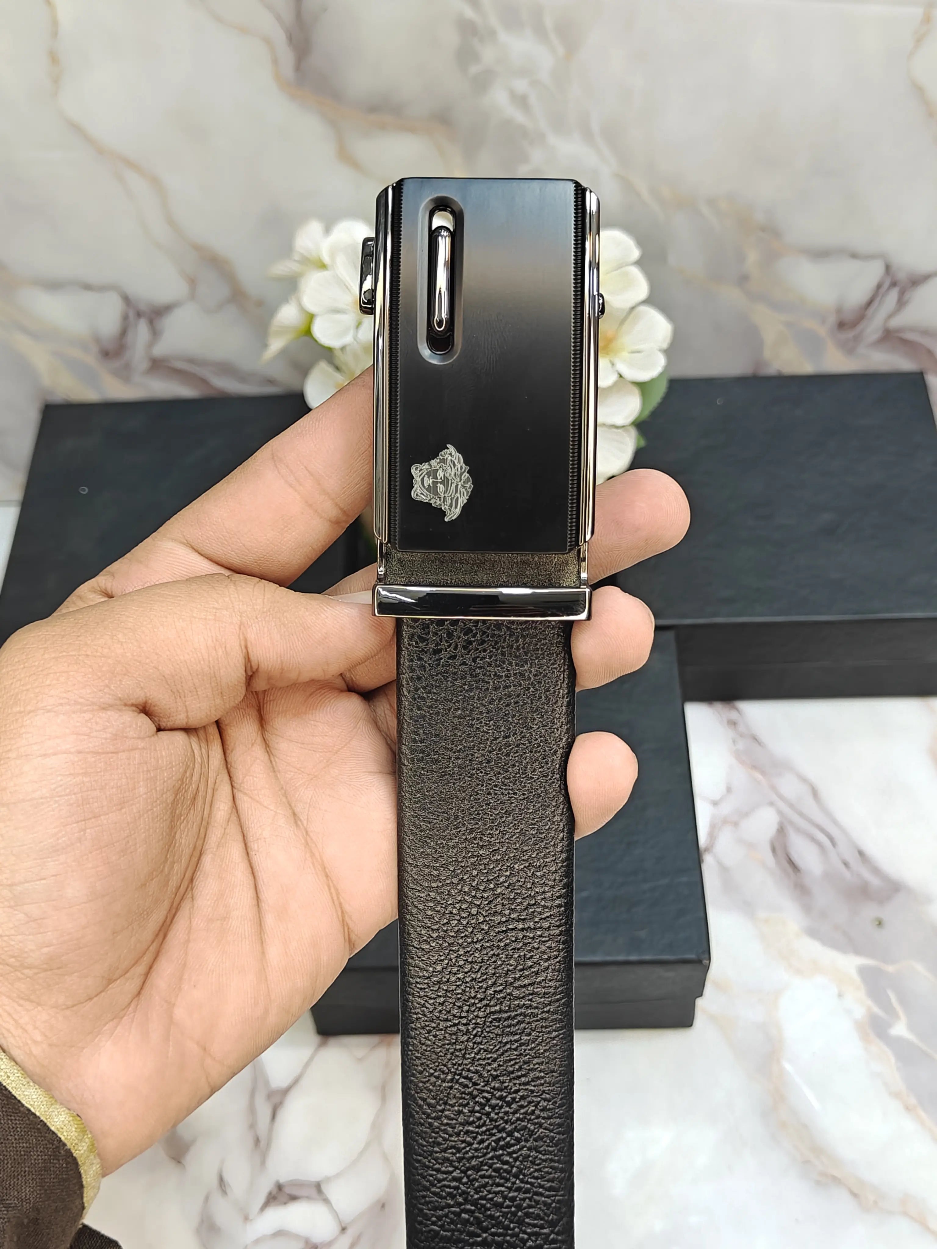 VERSACE IMP PREMIUM QUALITY AUTOLOCK BELT WITH OG BOX VR-004