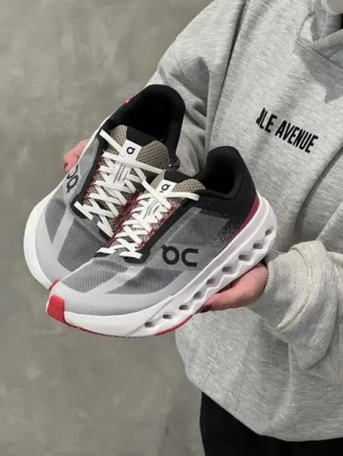 On Cloud Surfer NEXT WHITE BLACK RED