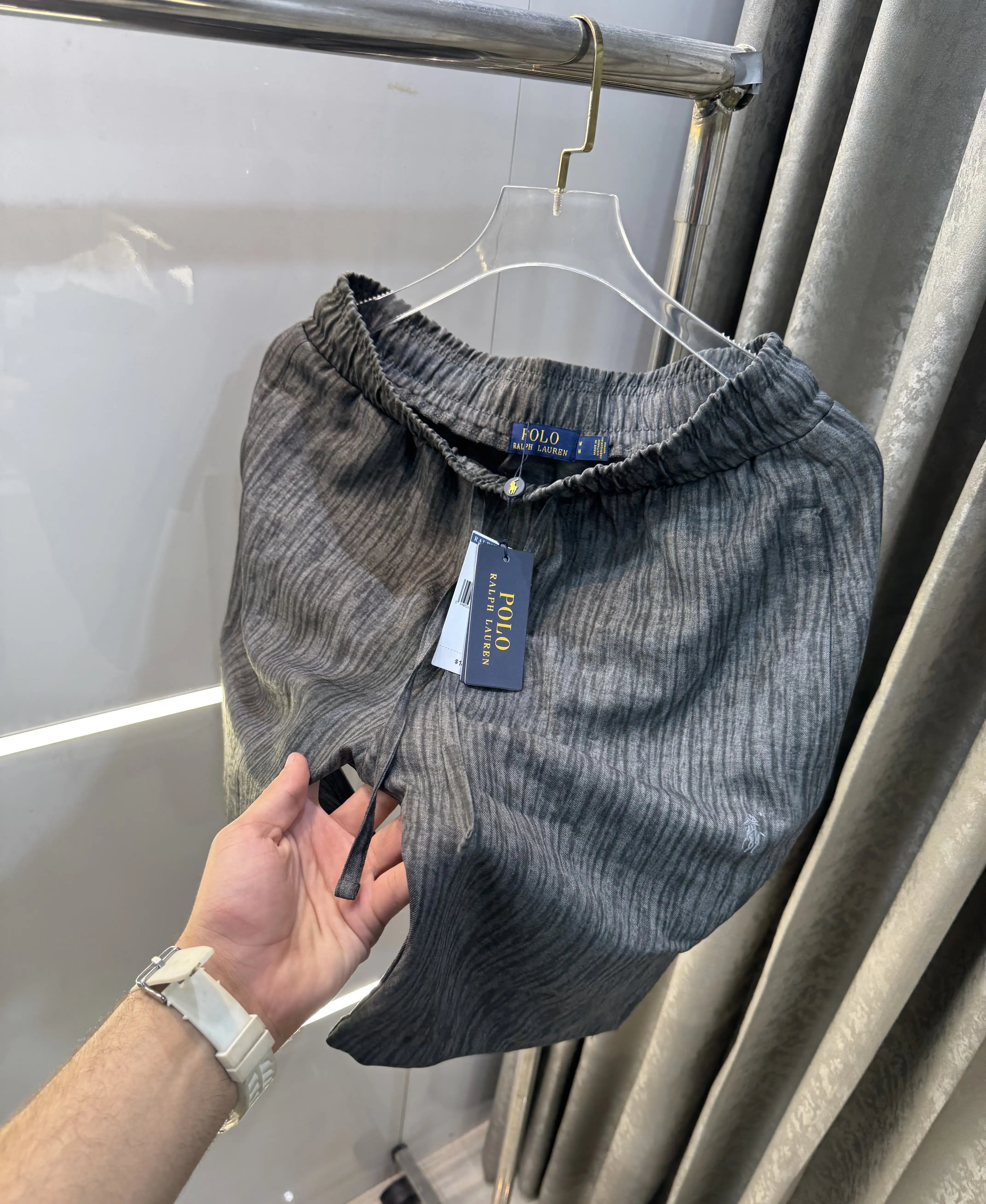 Ralph Lauren Grey Premium Linen 🩳 Shorts Secondary image
