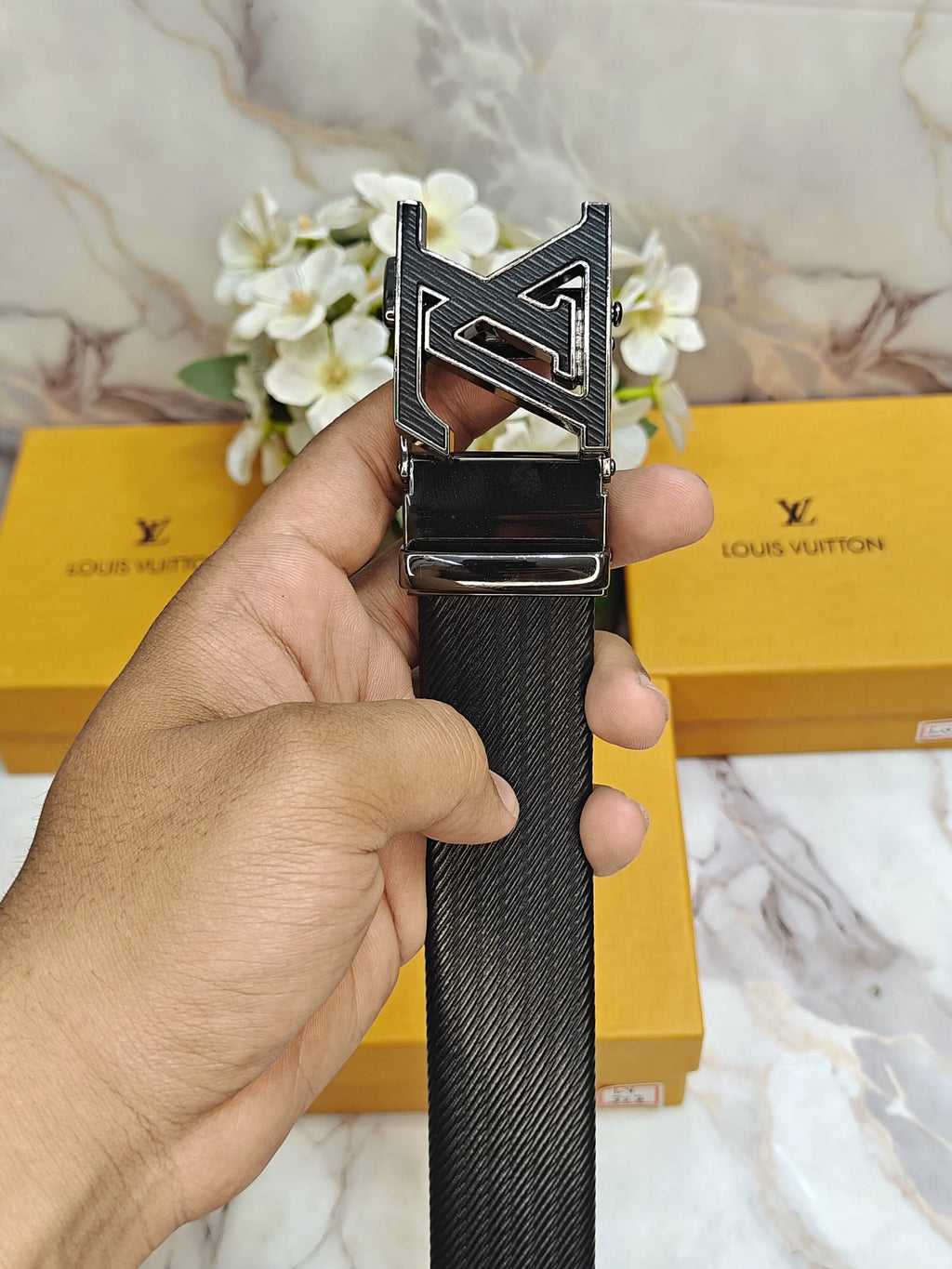 LV LOUIS VUITTON PREMIUM QUALITY AUTOLOCK BELT WITH OG BOX