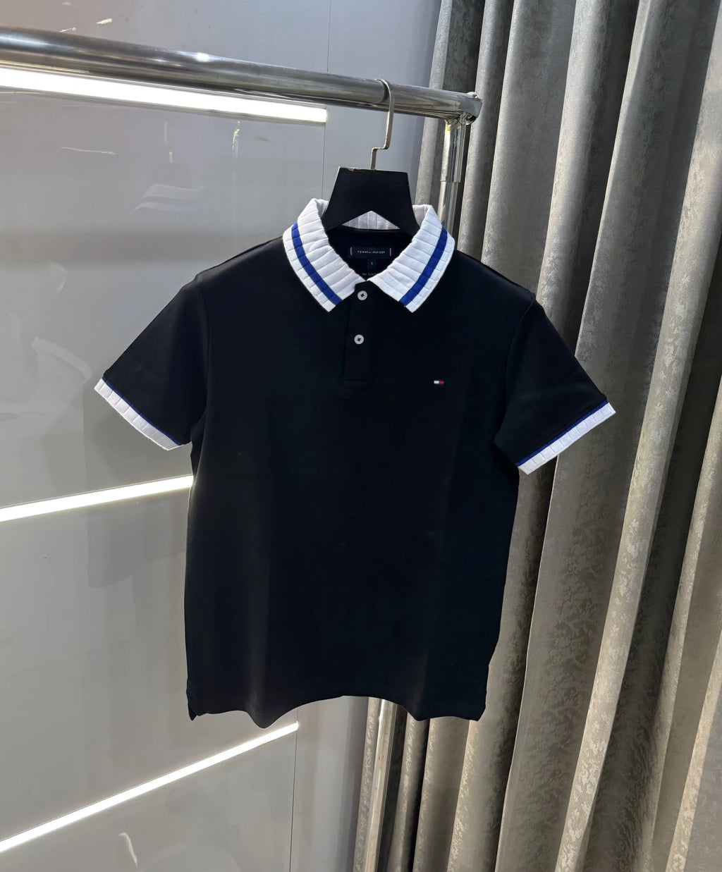 Tomm y Hilfiger Black Logo Work Premium Polo T-Shirt