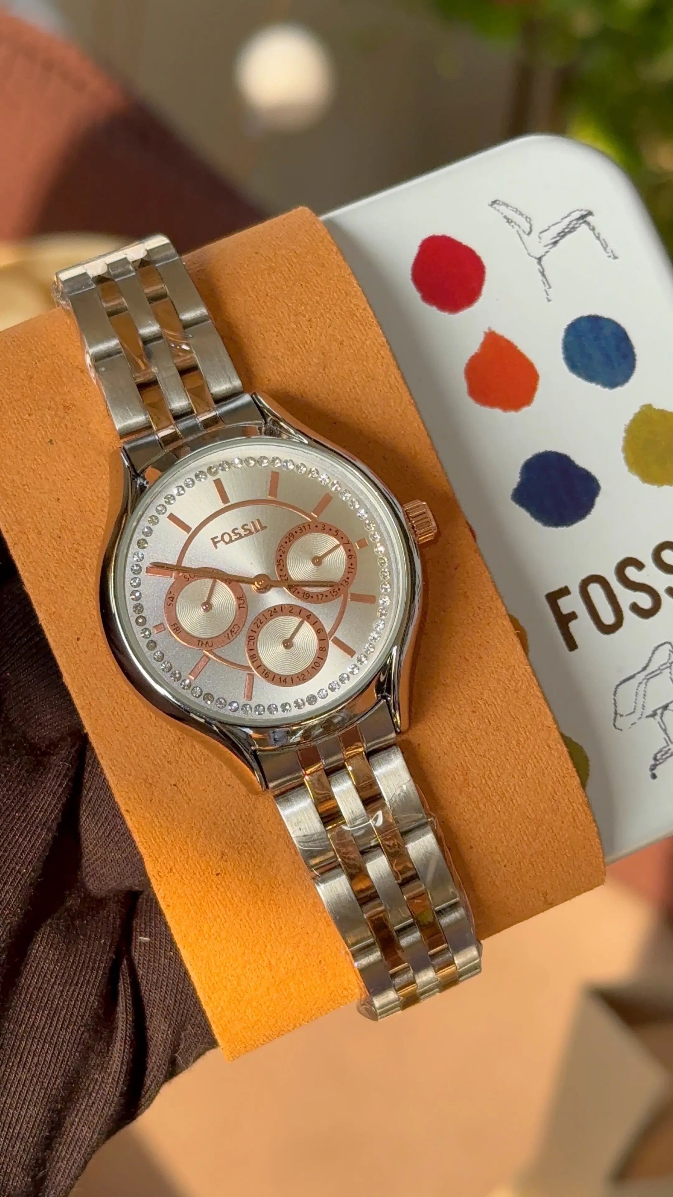 Fossil Eevie analog for her Main image