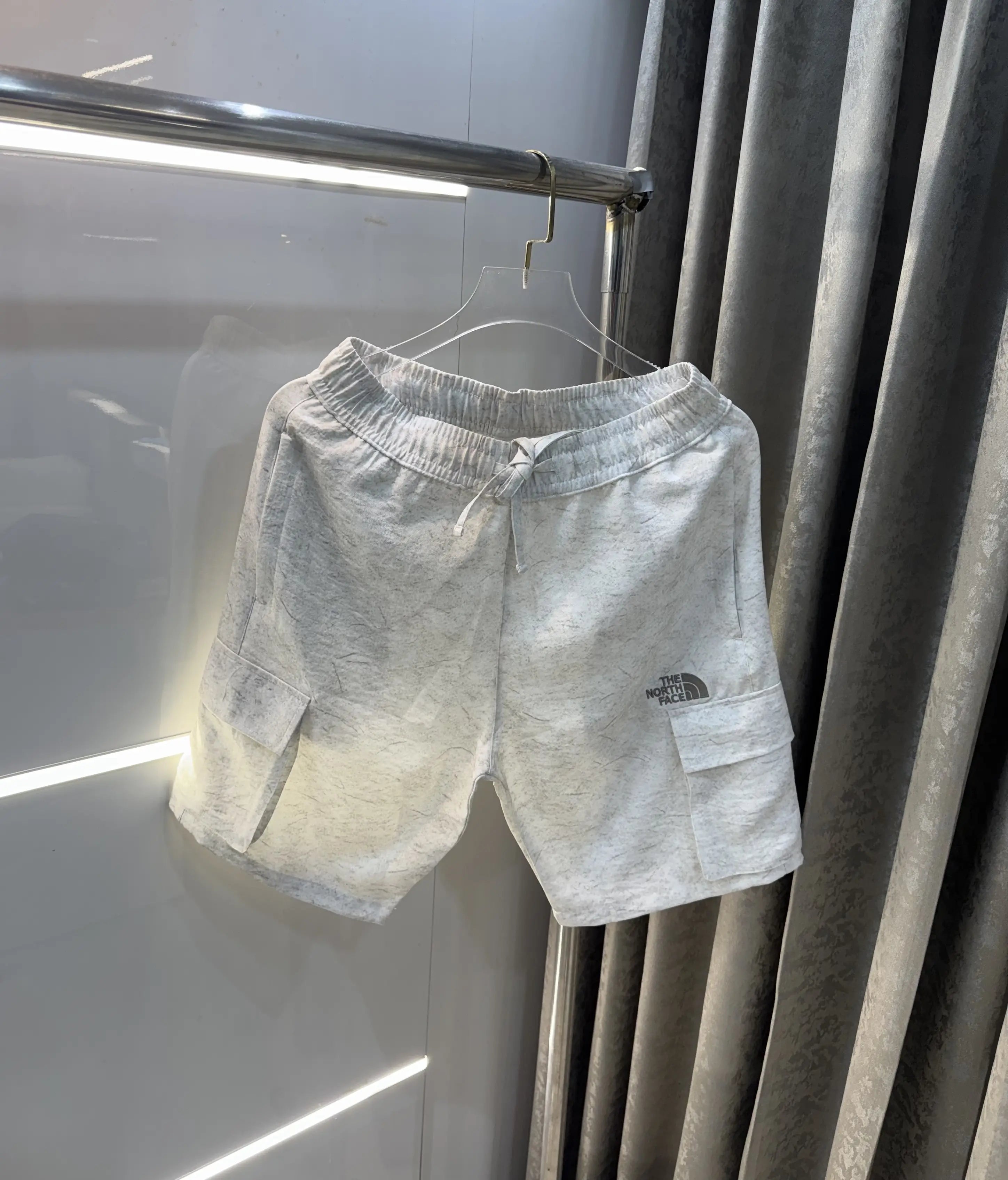 The North Face White Premium Imported 🩳 Shorts Main image