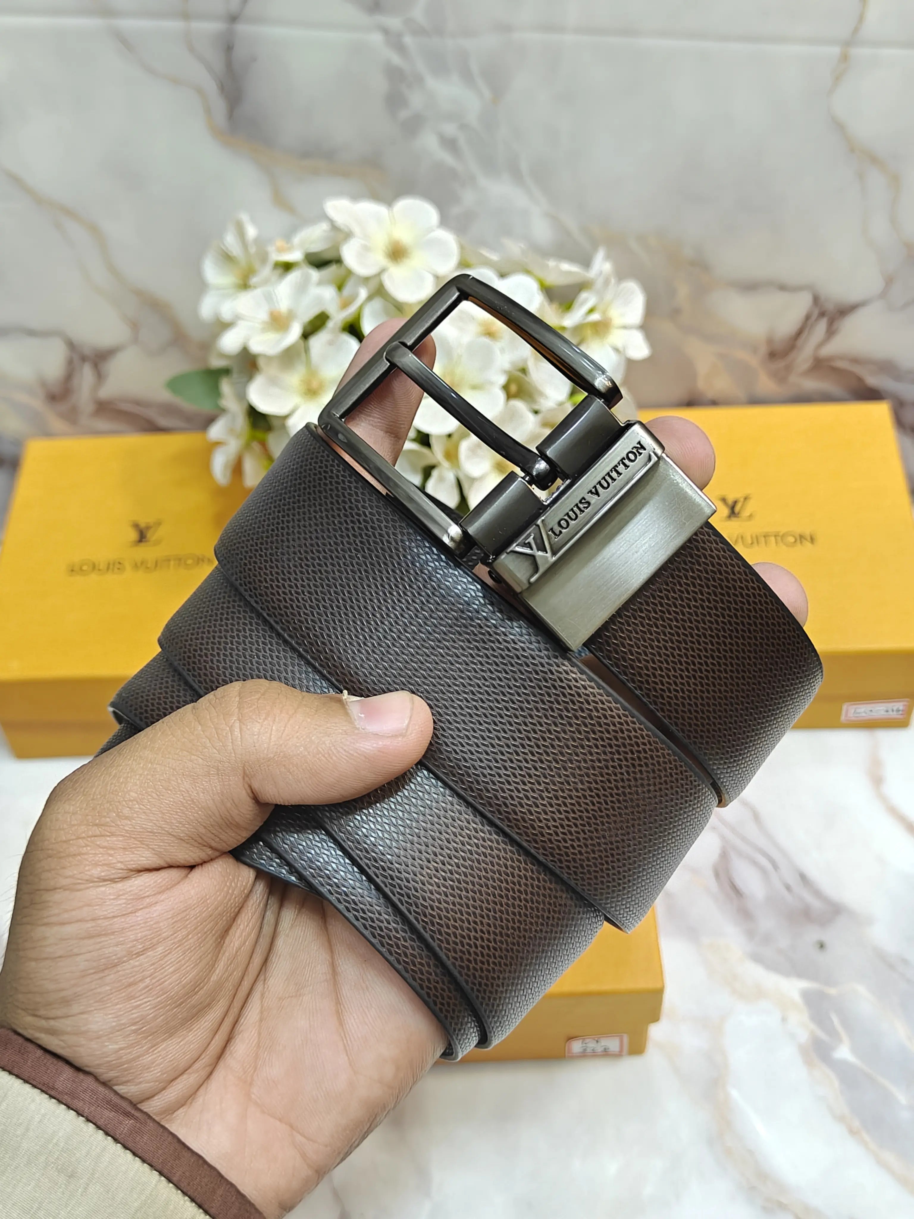 LV LOUIS VUITTON PREMIUM QUALITY REVERSEABLE BELT WITH OG BOX LV-326