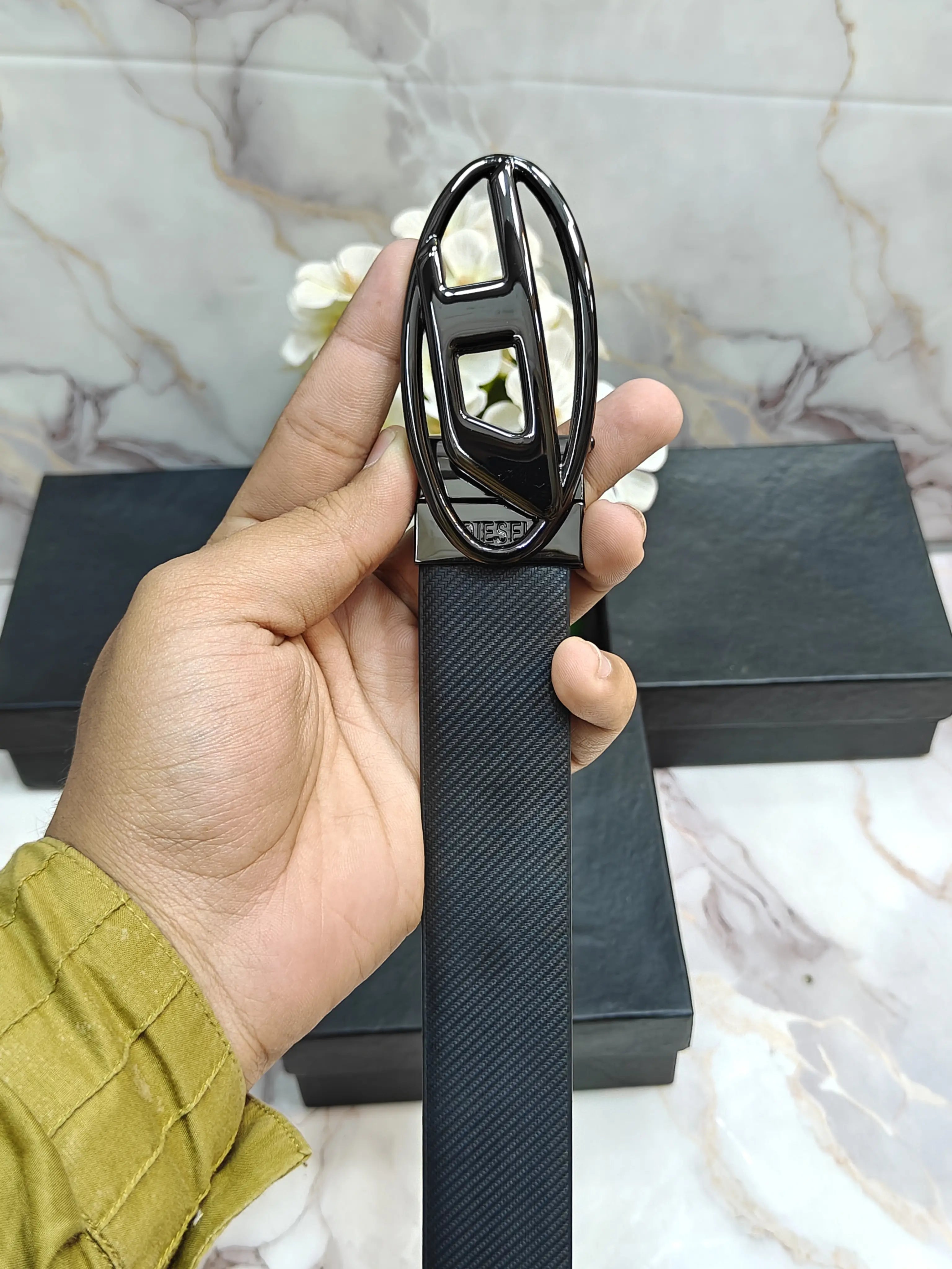 DIESEL PREMIUM QUALITY REVERSEABLE BELT WITH OG BOX D-101