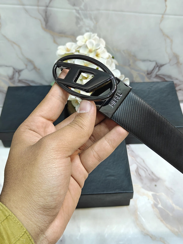 DIESEL PREMIUM QUALITY REVERSEABLE BELT WITH OG BOX D-101