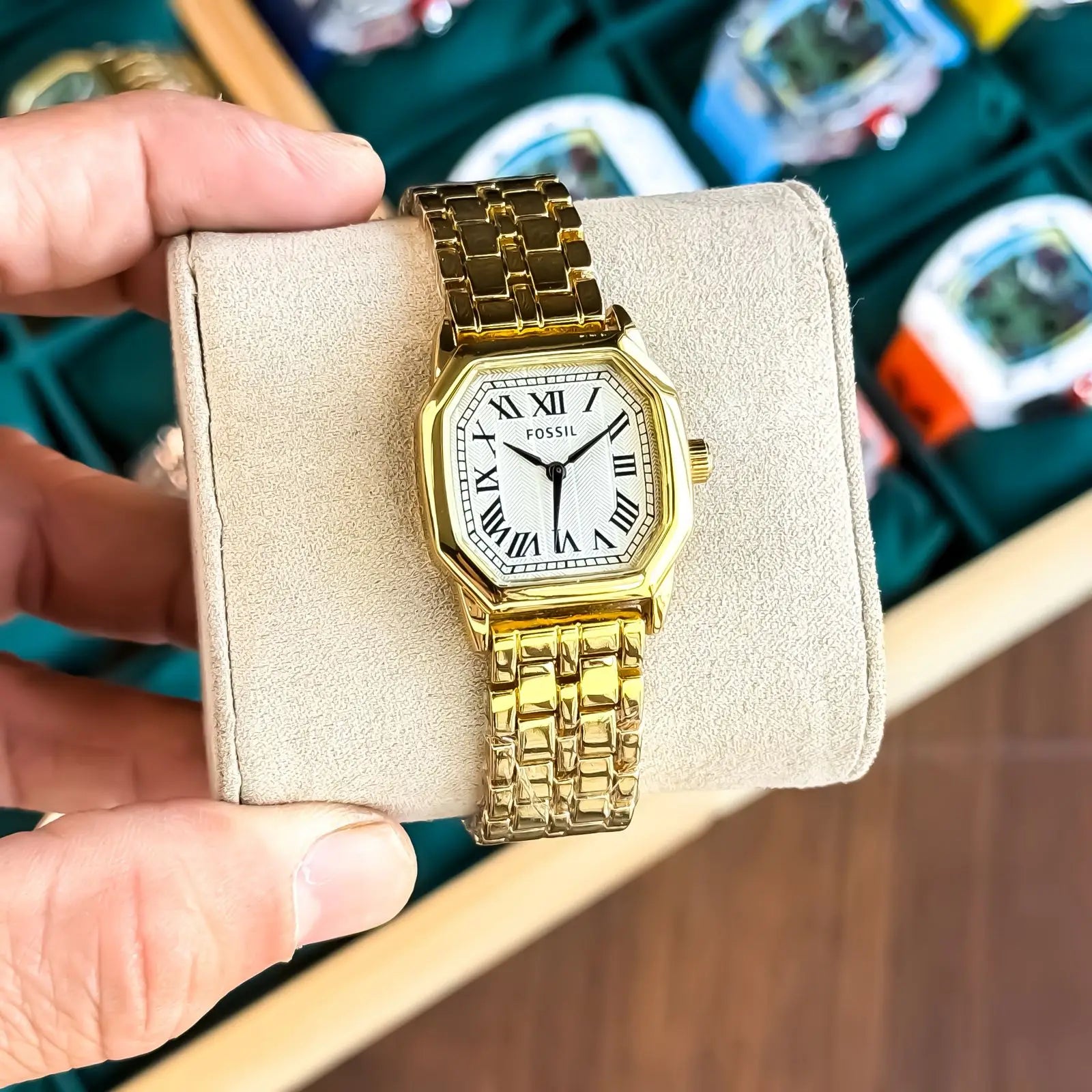 FOSSIL_LADIES_GOLD_WHITE