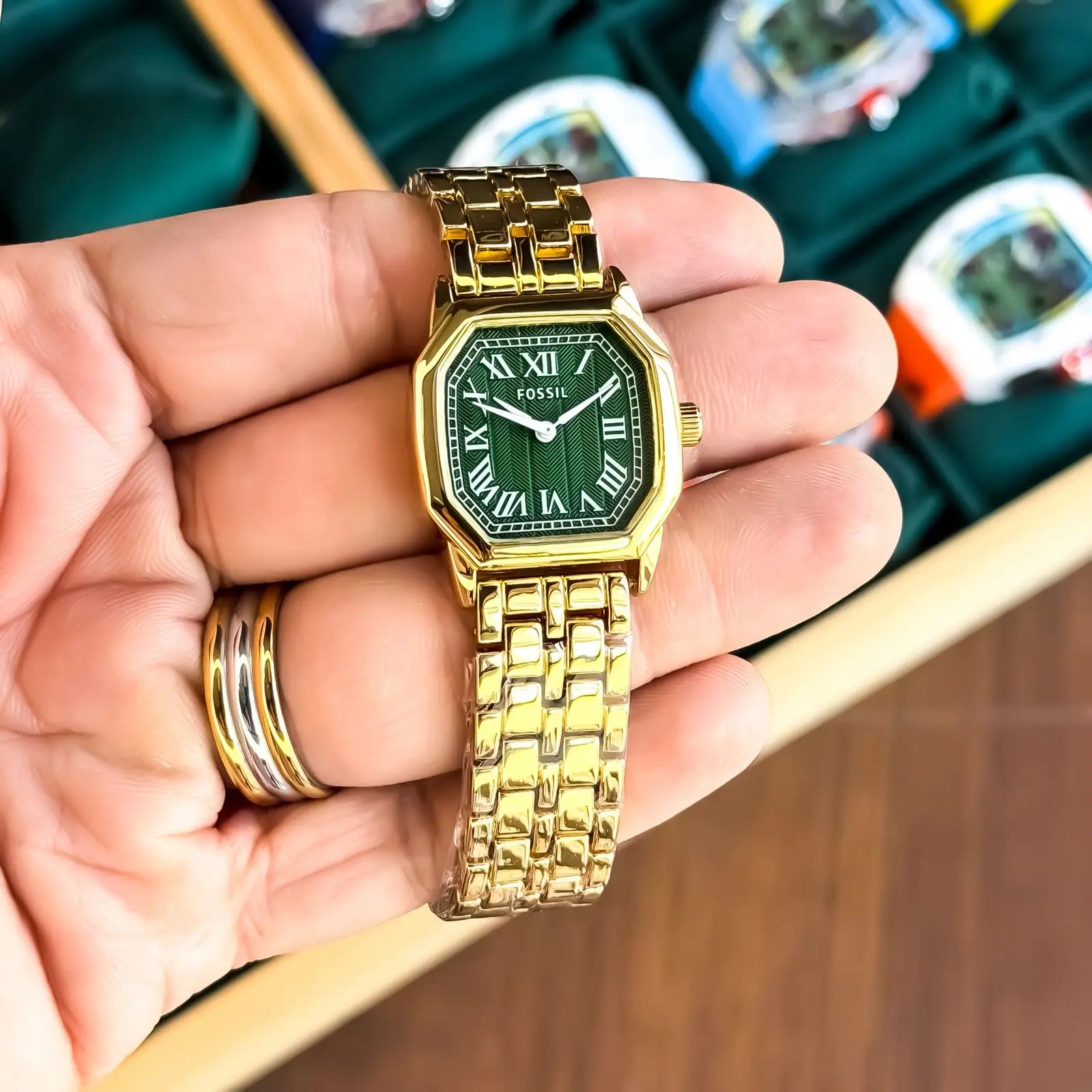FOSSIL_LADIES_GOLD_GREEN