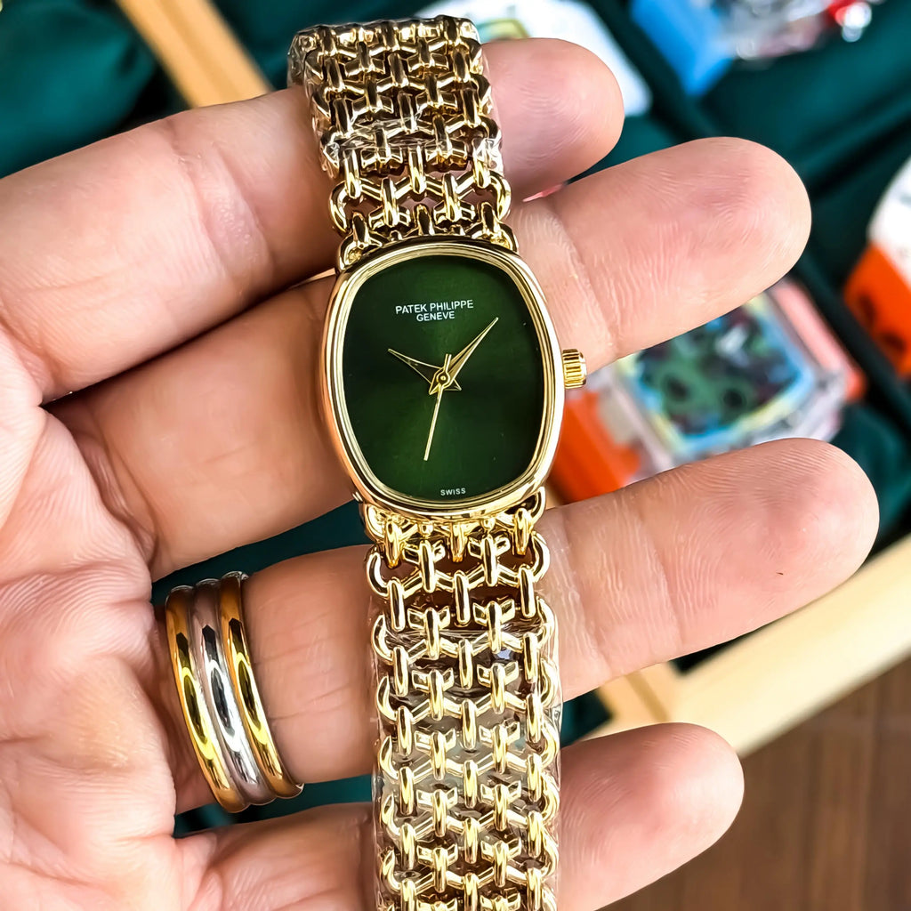 PATEK_PHILLIPE_GOLD_GREEN