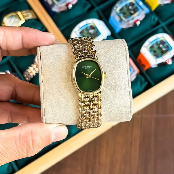 PATEK_PHILLIPE_GOLD_GREEN