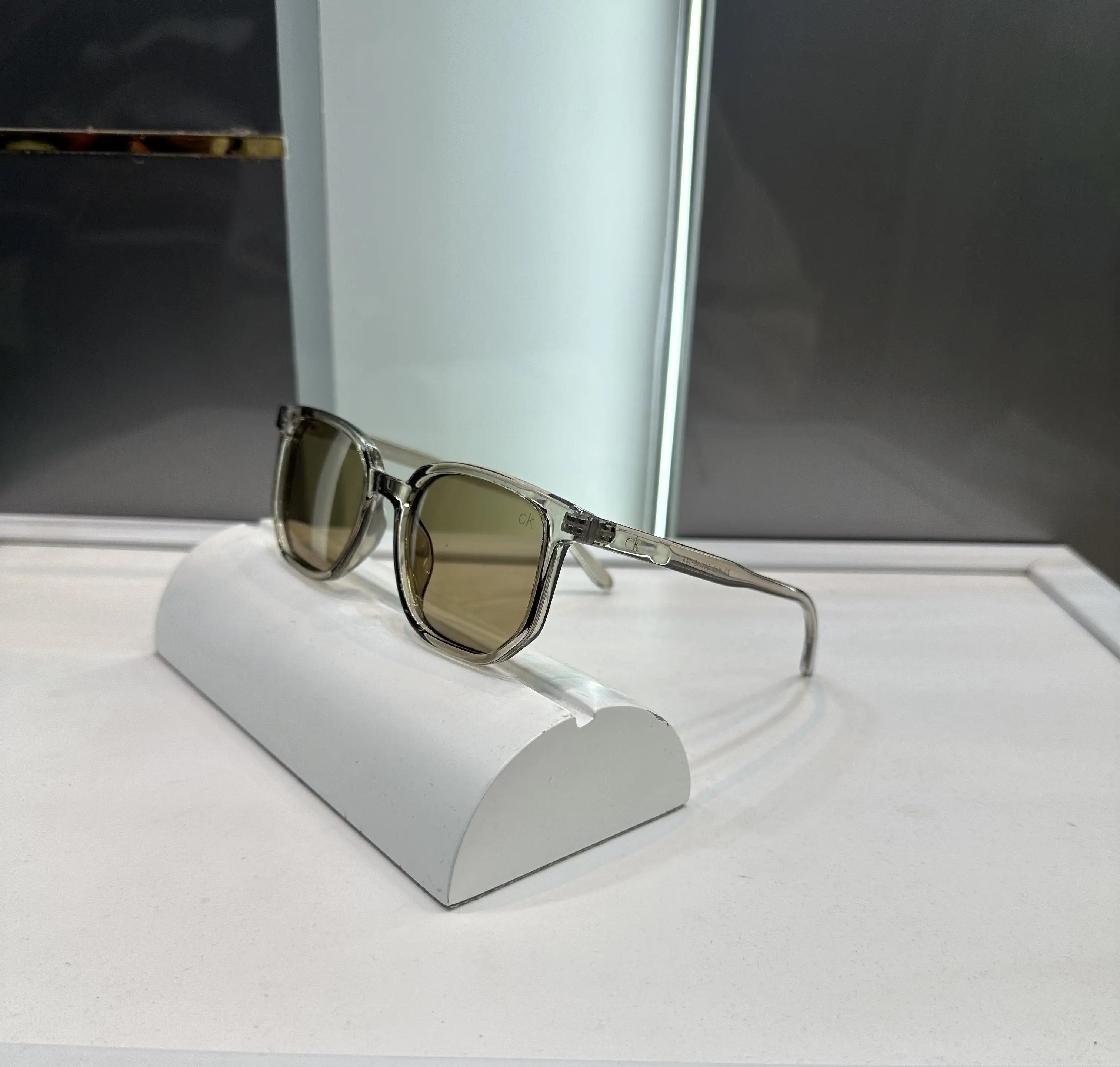 Calvin Klein All Grey Premium Shades Y15