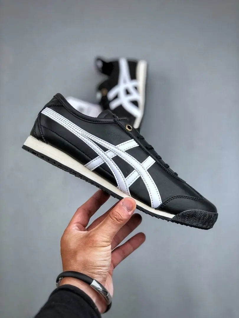 Onitsuka Tiger MEXICO 66 SD BLACK WHITE