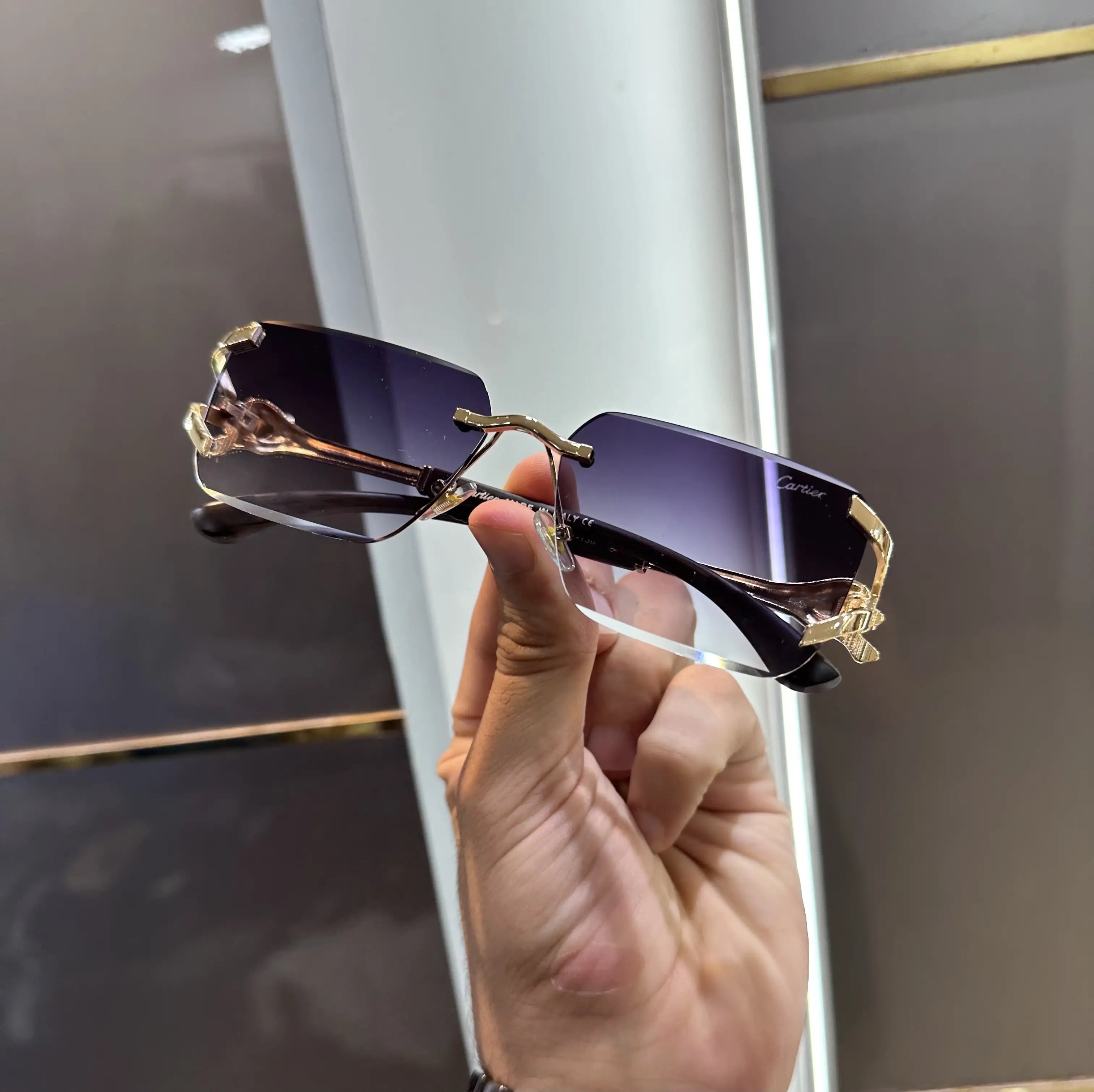 Cartie r Gold Dual Jaguar Premium Shades 003