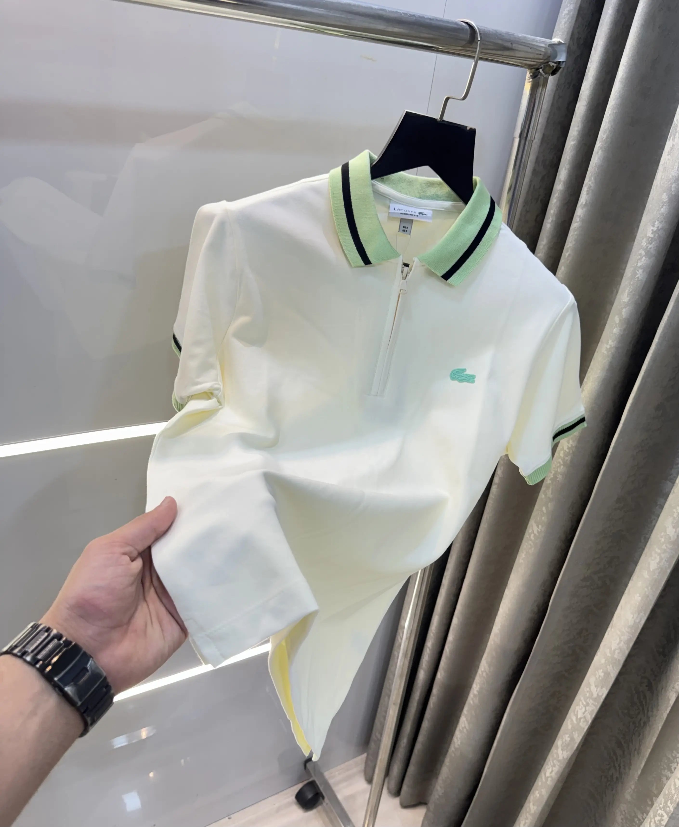 Lacost e Cream Embroidery Logo Premium Polo T-Shirt