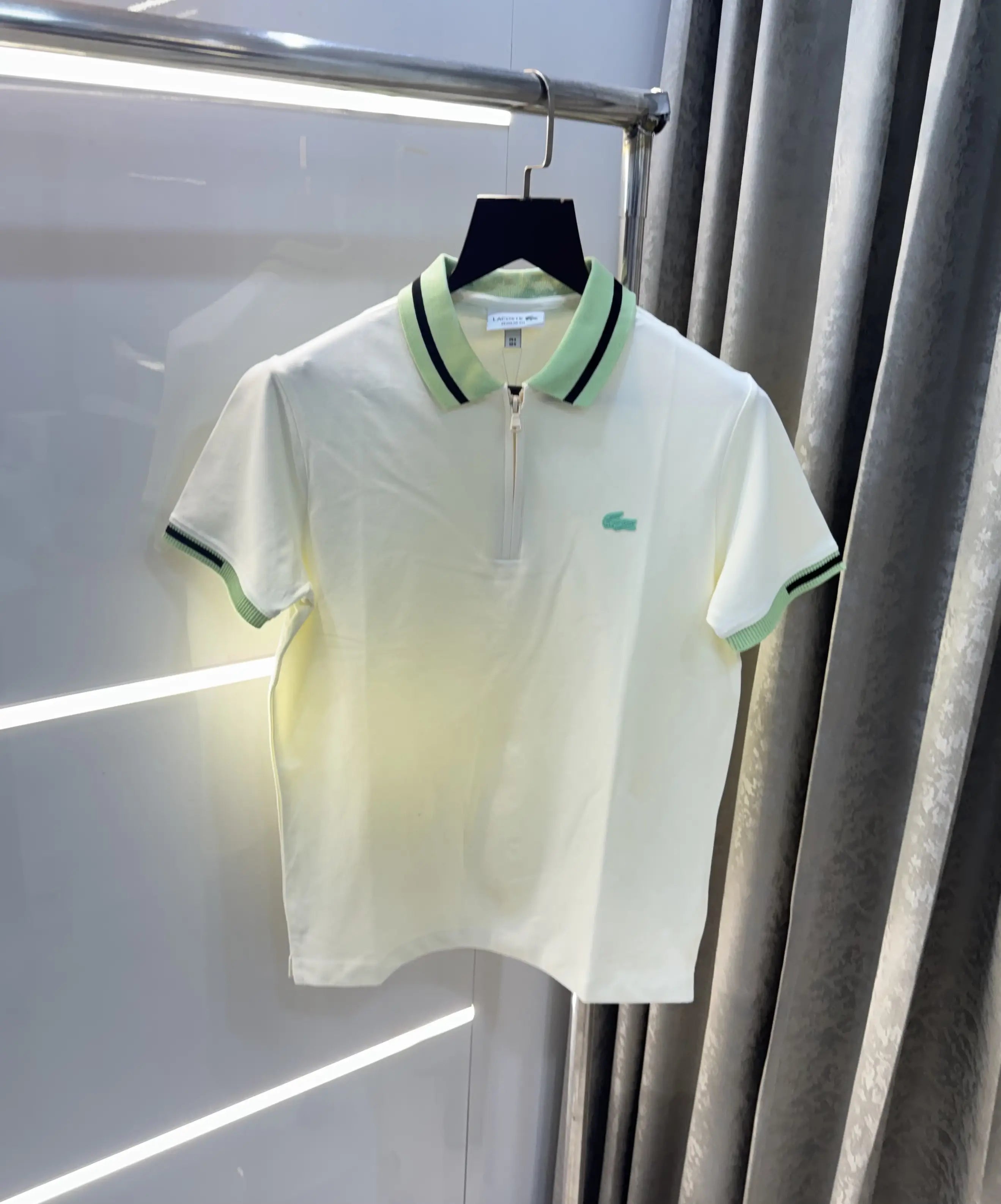 Lacost e Cream Embroidery Logo Premium Polo T-Shirt