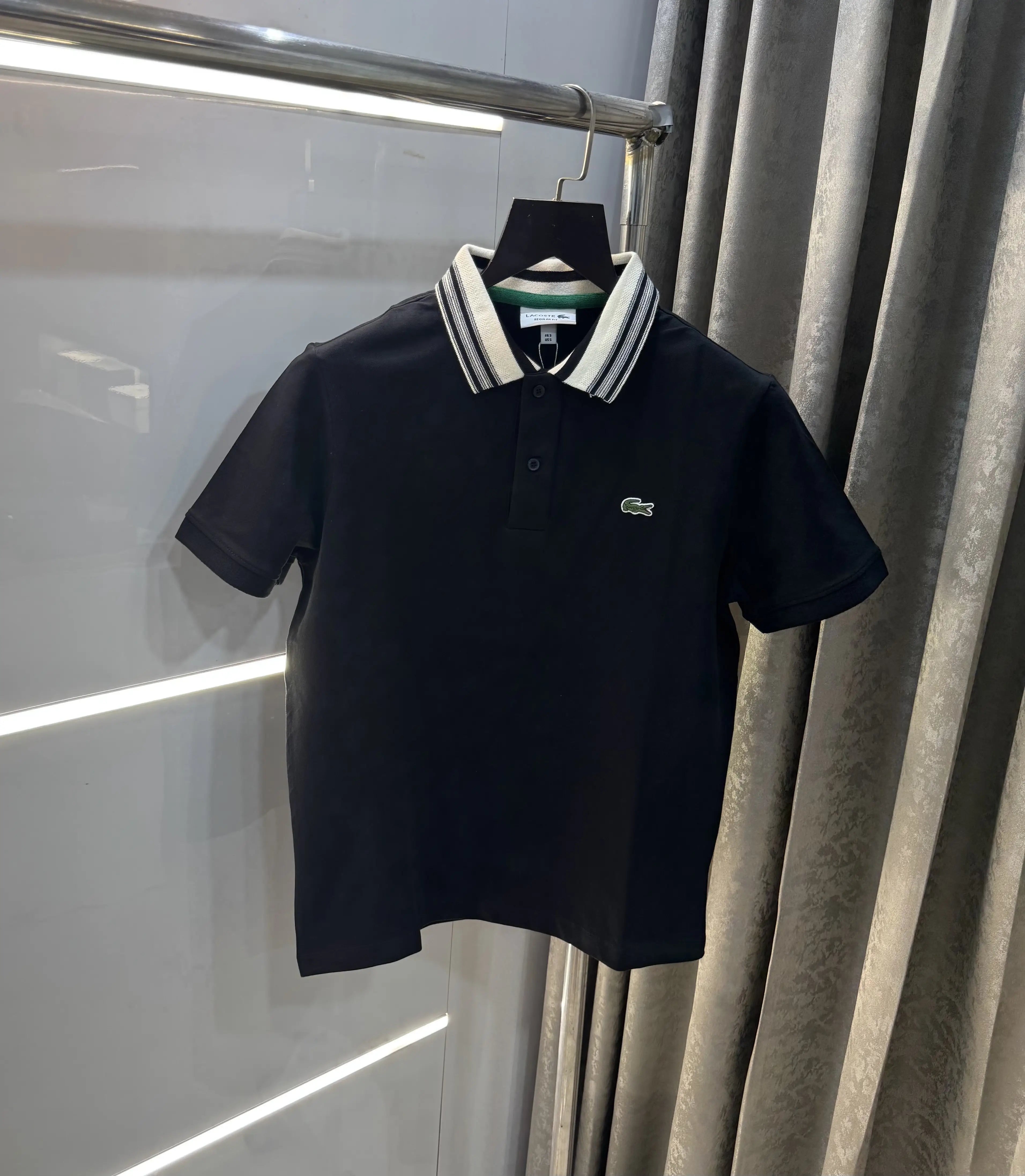 Lacost e Black Embroidery Logo Premium Polo T-Shirt