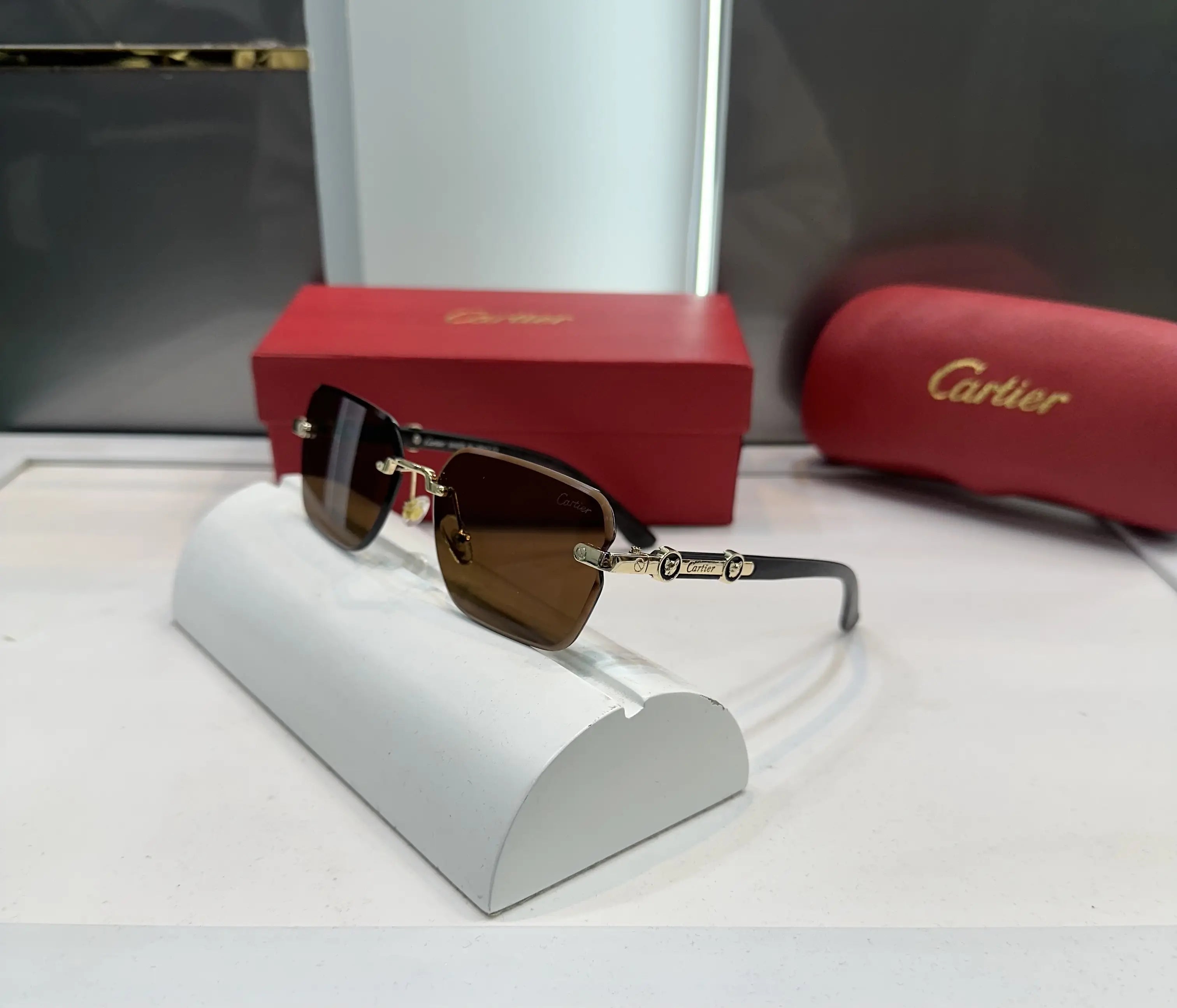 Carti e Gold Brown Premium Shades 022