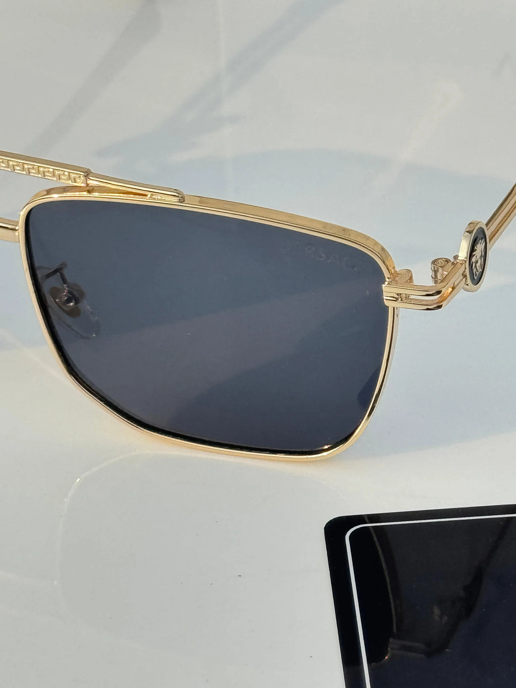 Versace_069_gold_black