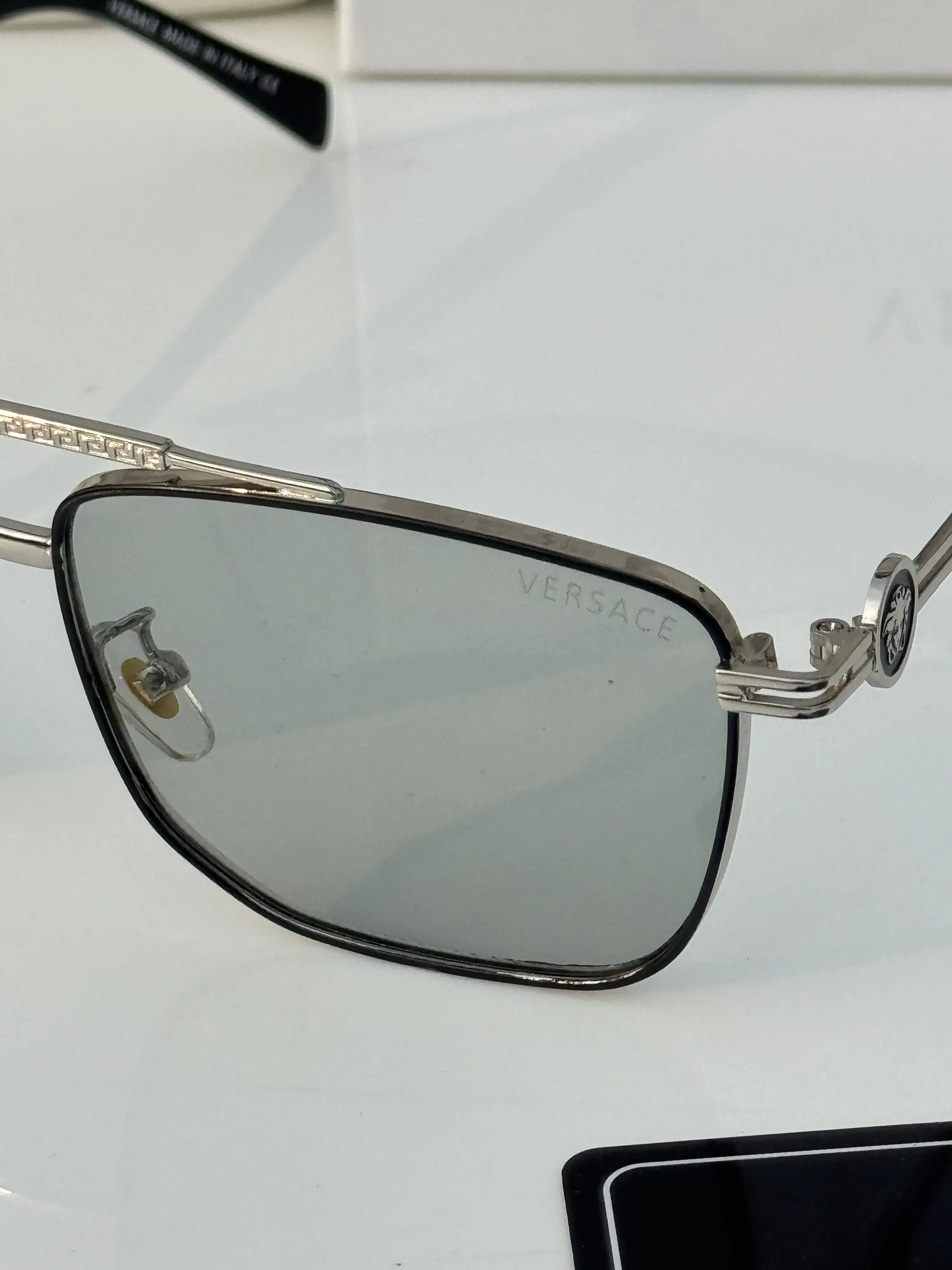 Versace_069_silver_black