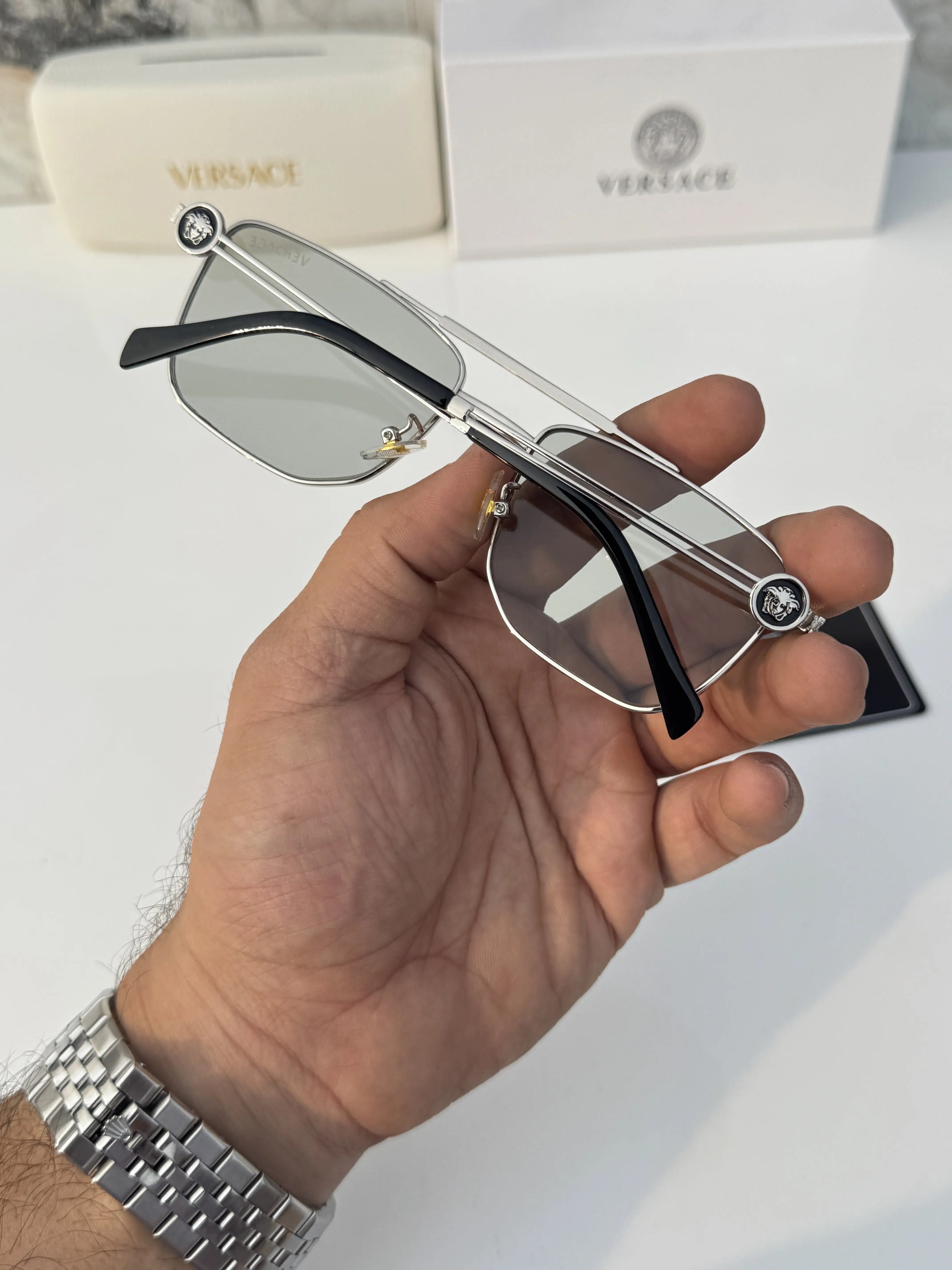 Versace_069_silver_black
