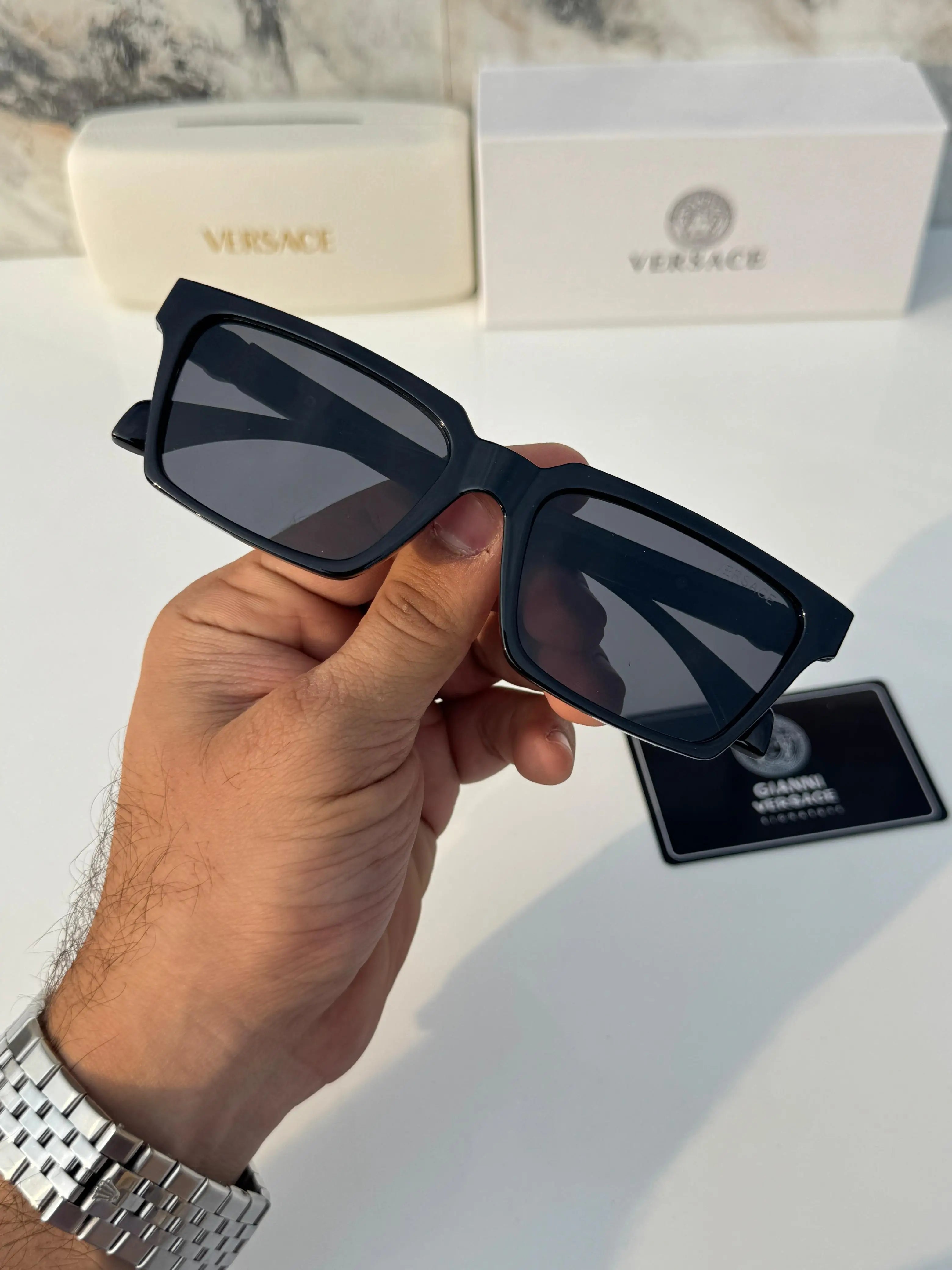 Copy Versace_270_glossy_black