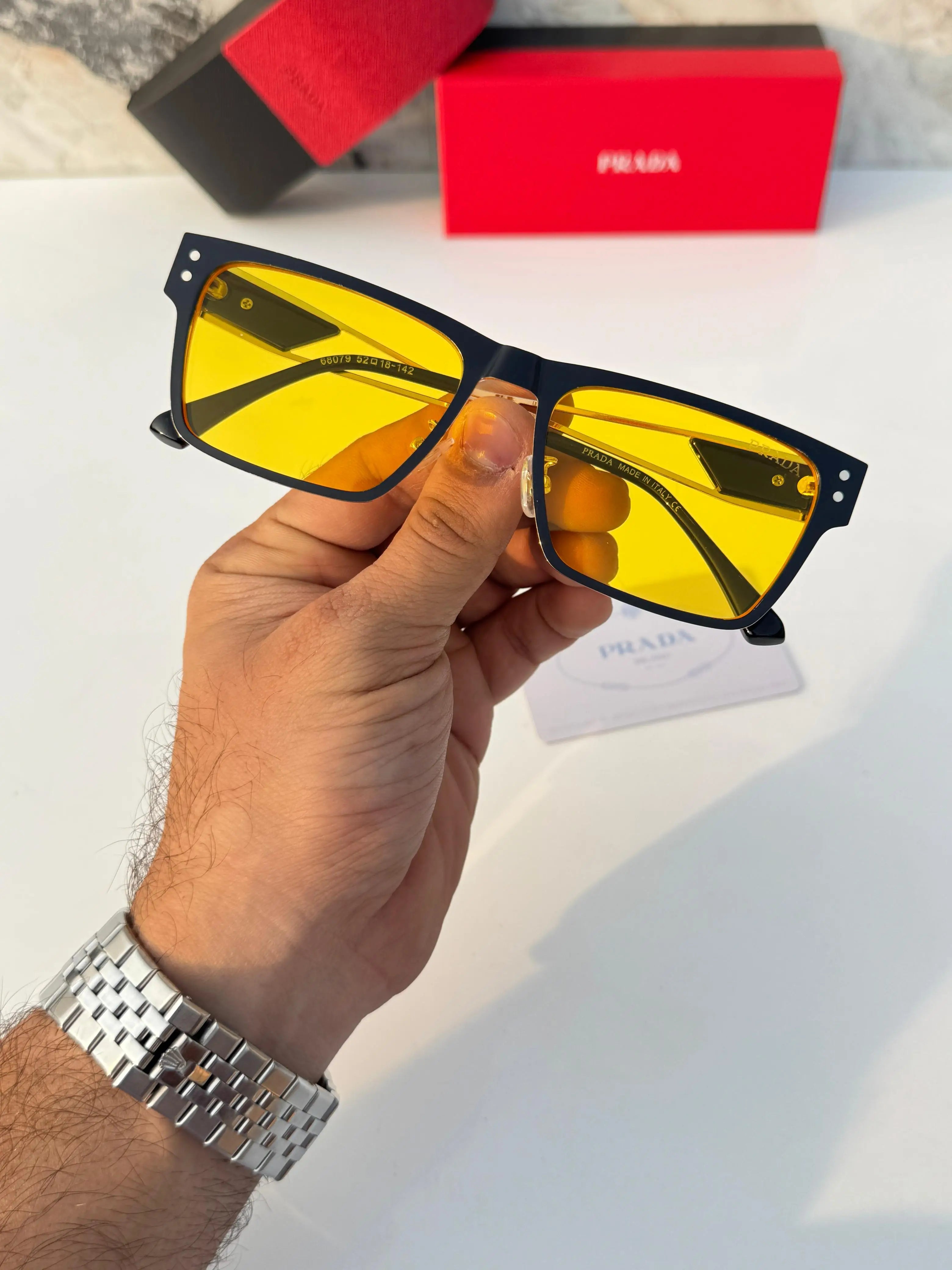 Prada_68079_yellow