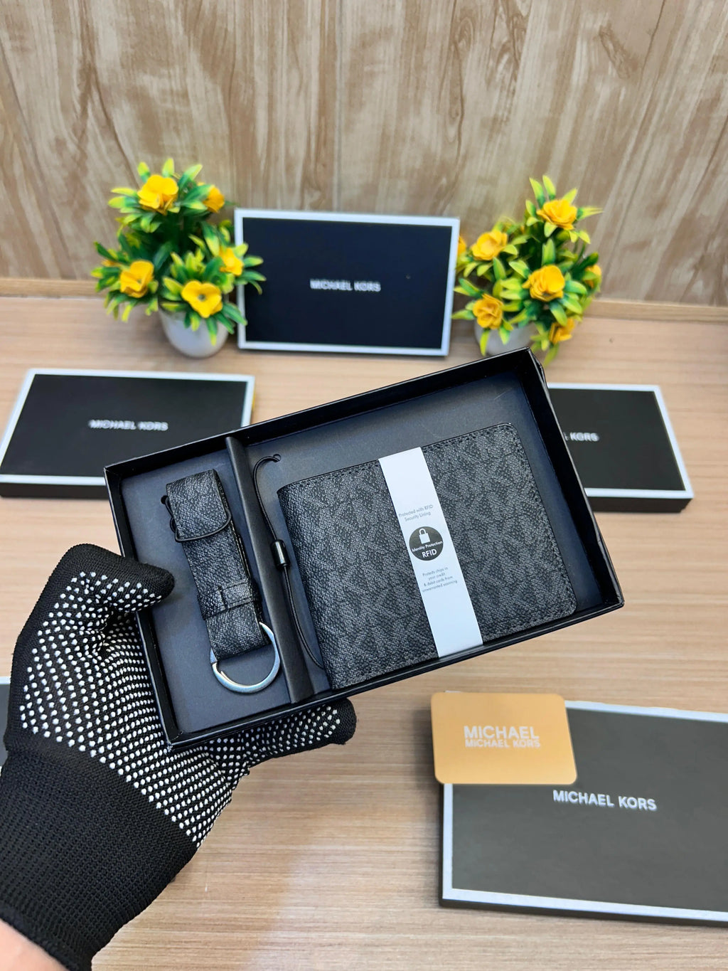 MICHAEL_KORS_keychain_Wallet_876