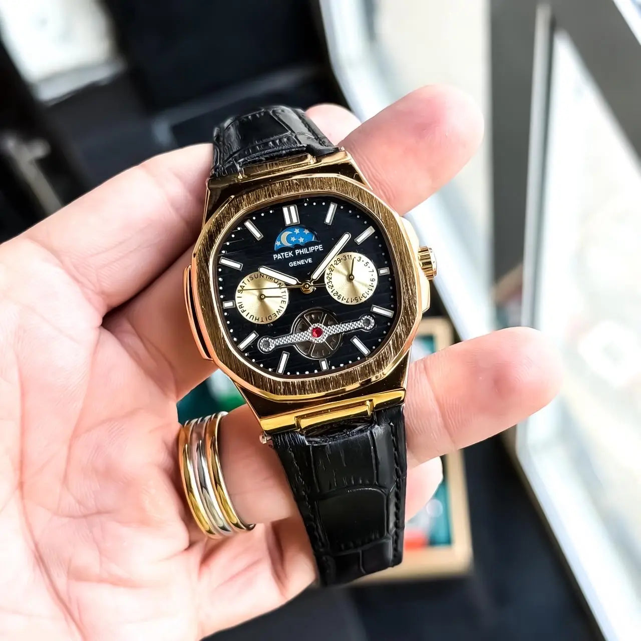 PATEK_PHILIPPE_GOLD-BLACK