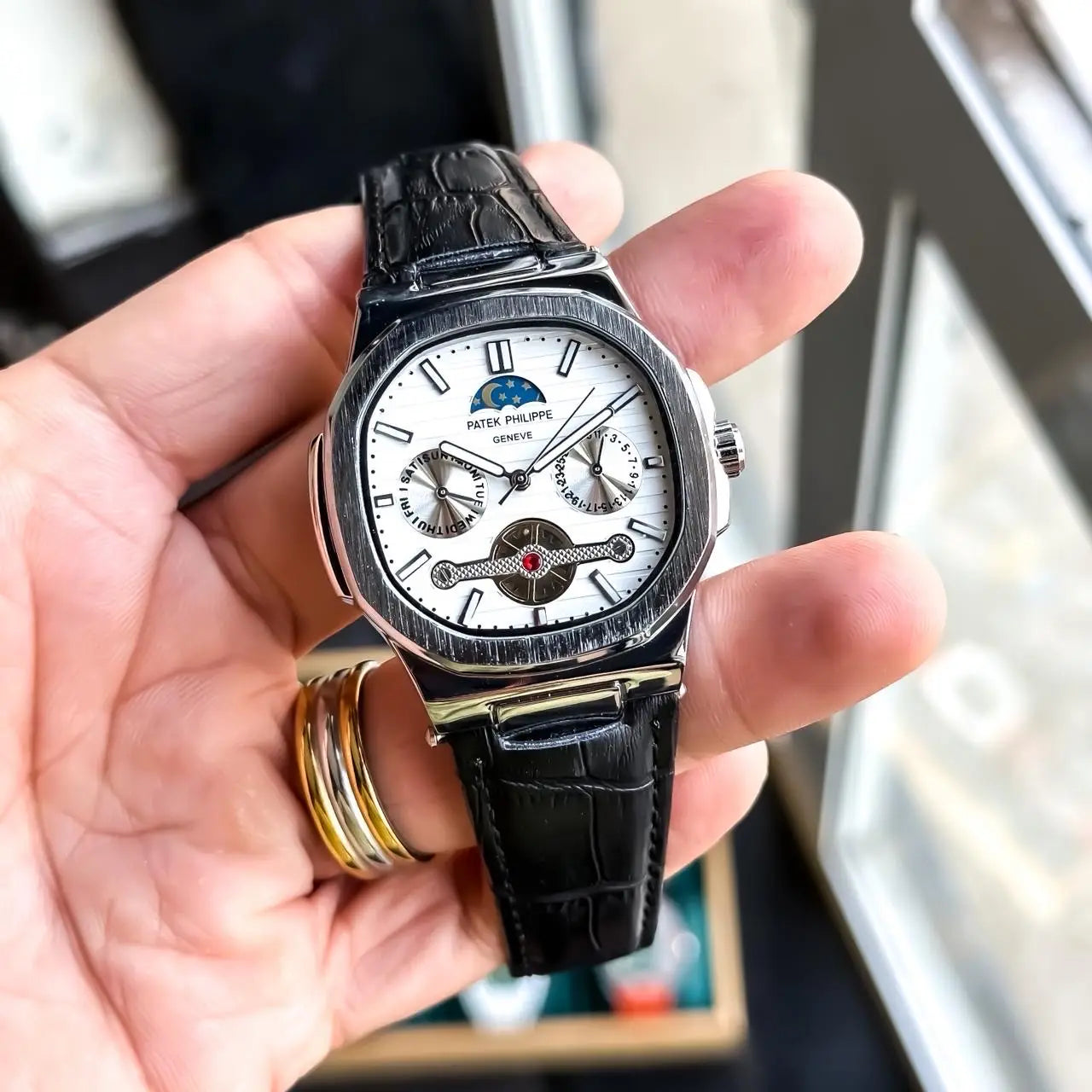 PATEK_PHILIPPE_SILVER-WHITE