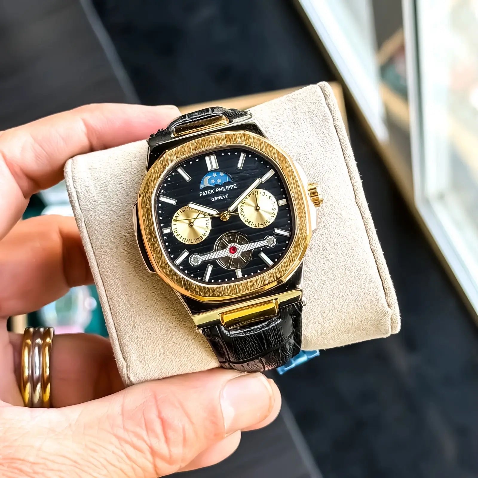 PATEK_PHILIPPE_SILVER-GOLDTT-BLACK