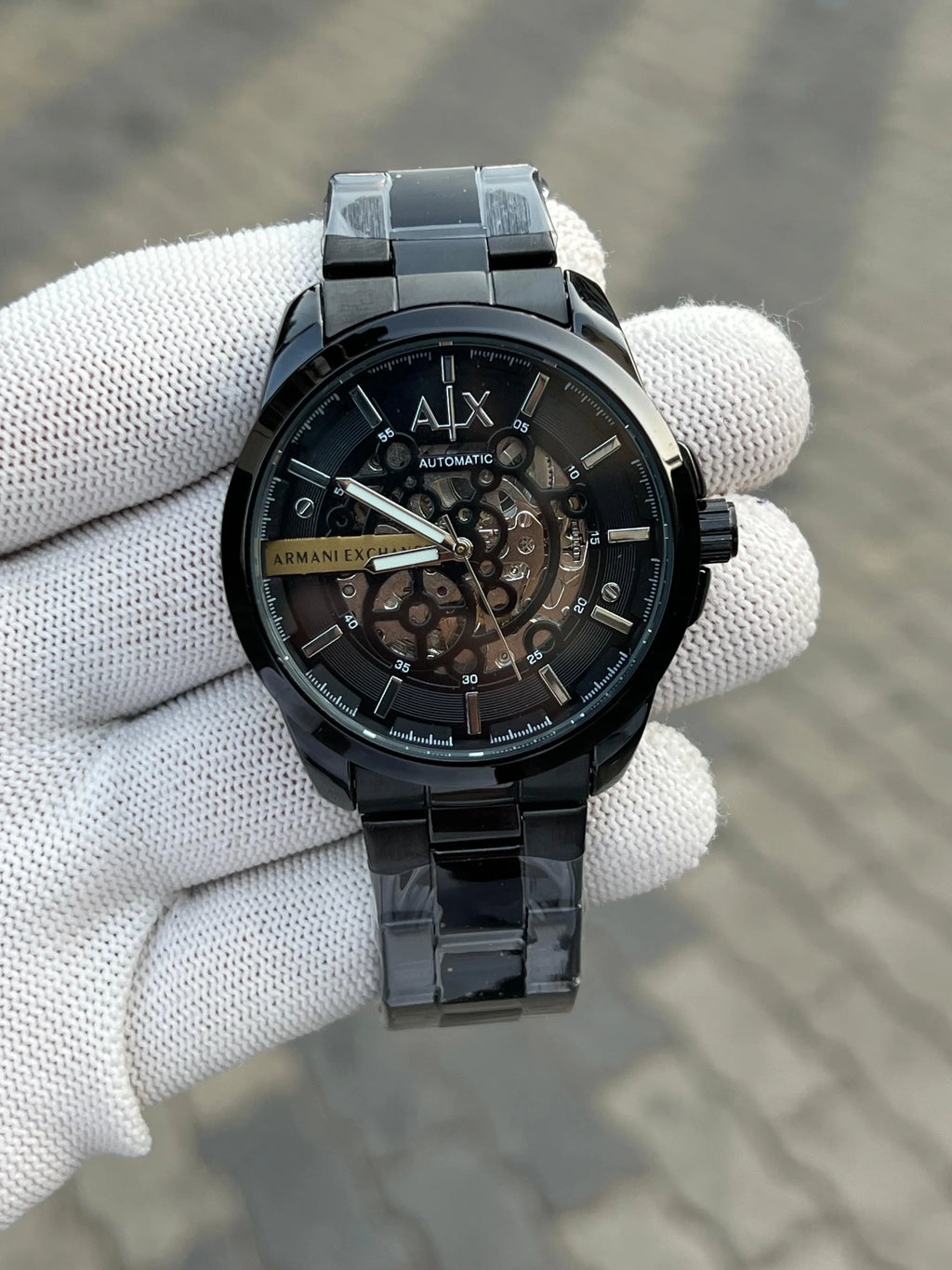Arman_I Exchange Automatic Black White