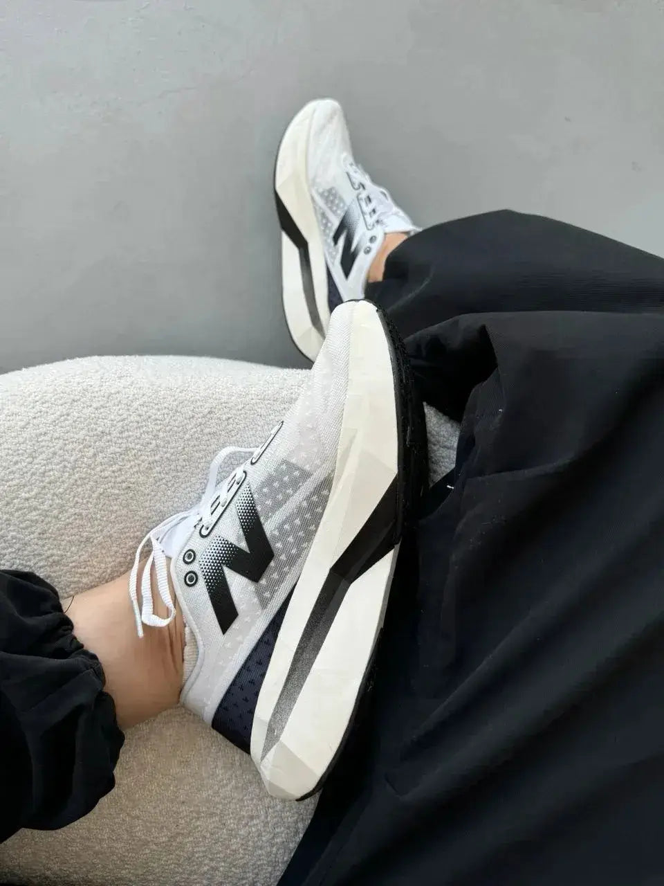 New Balance Supercomp Elite V4 White Black
