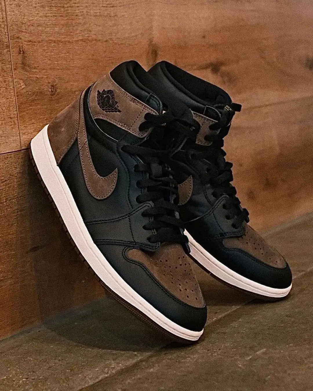 Nike Air Jordan Retro High OG Palomino Semi UA