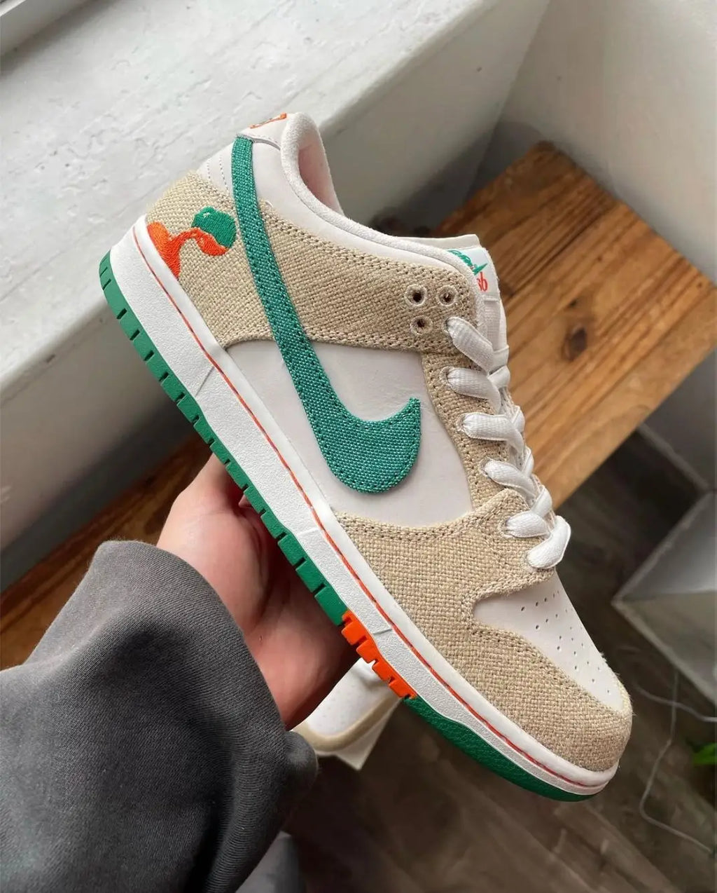 Nike the jerritos x sb dunk low