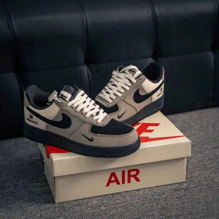 Nike AirForce 1 07 Undefeated