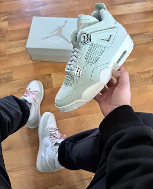 Nike Jordan Retro 4 Seafoam Abundance