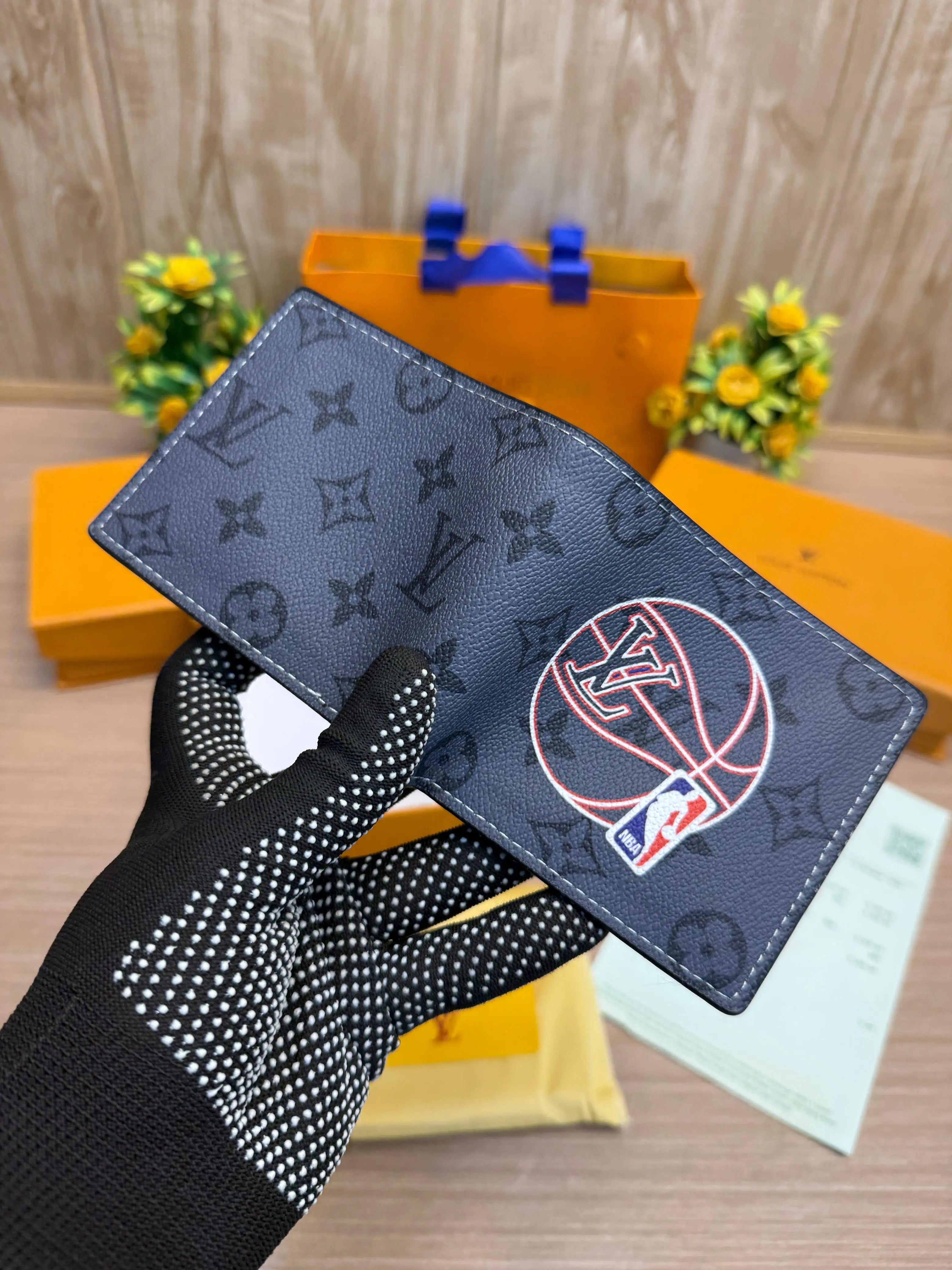 LOUIS_VUITTON_Premium_Belt_&_wallet_Combo_C449