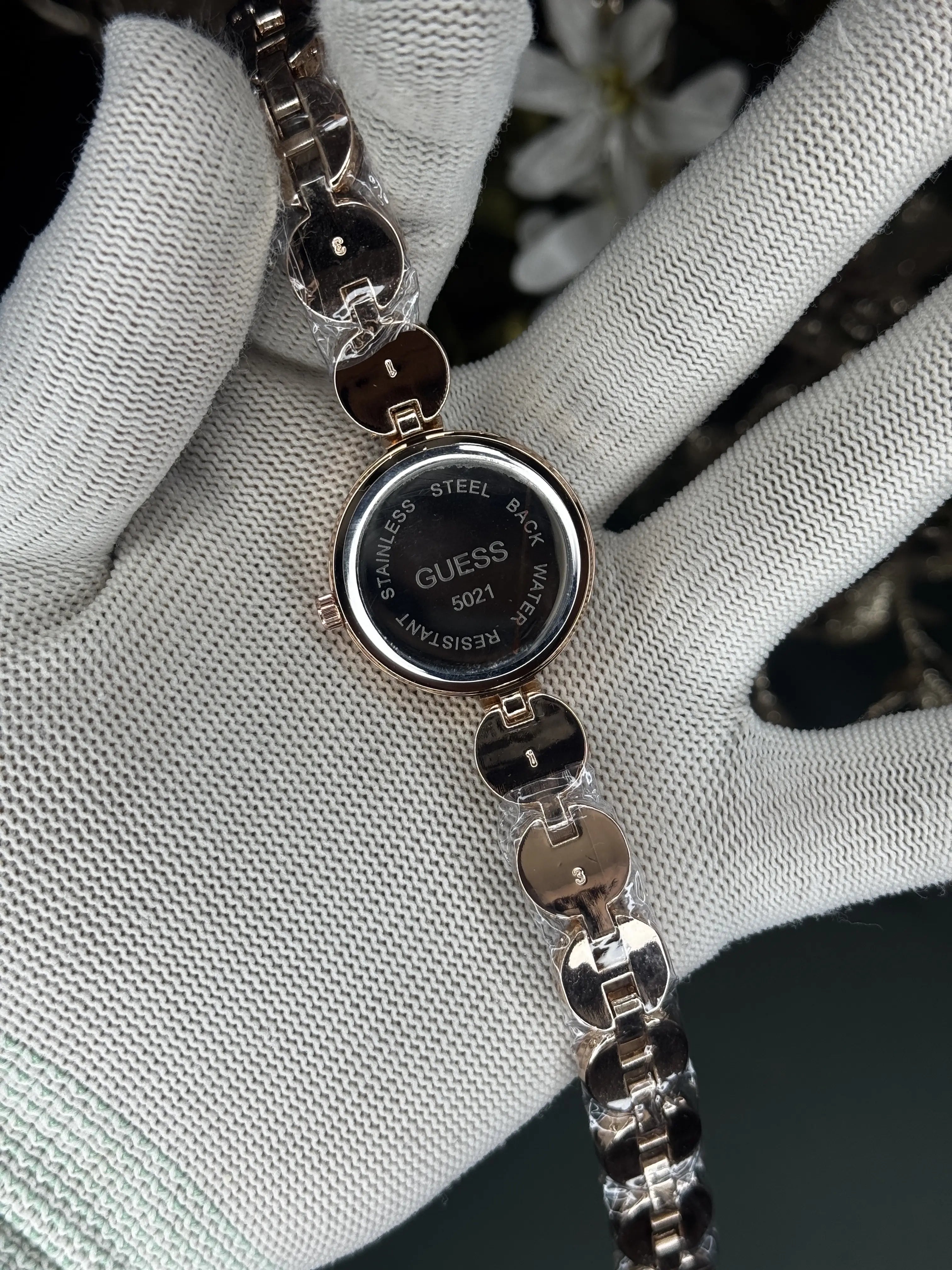 Guess Rose Gold White Premium Watch